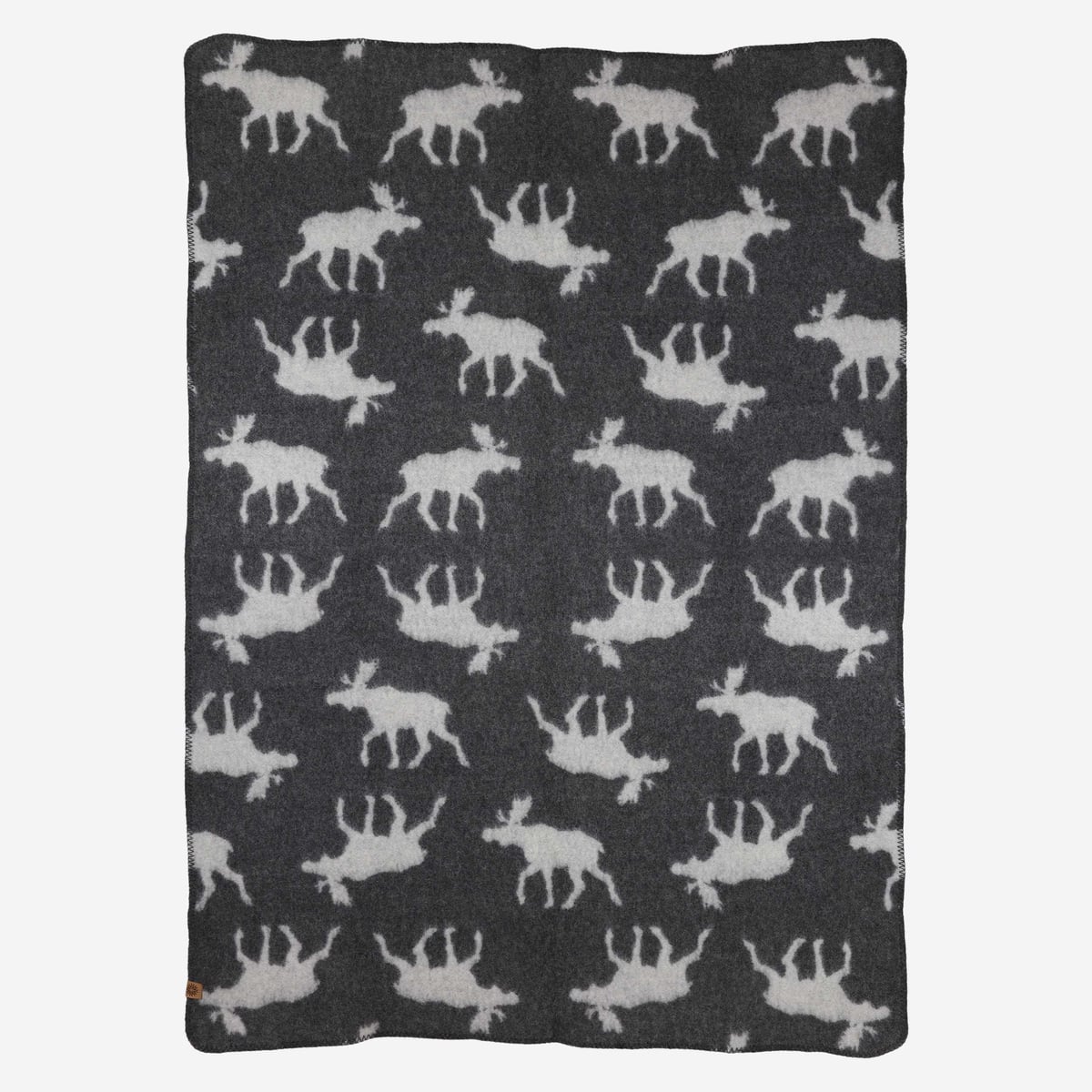 BJARMI3-MOOSE-WOOL-Blanket-nordic-throw-iceland-design_59.jpeg