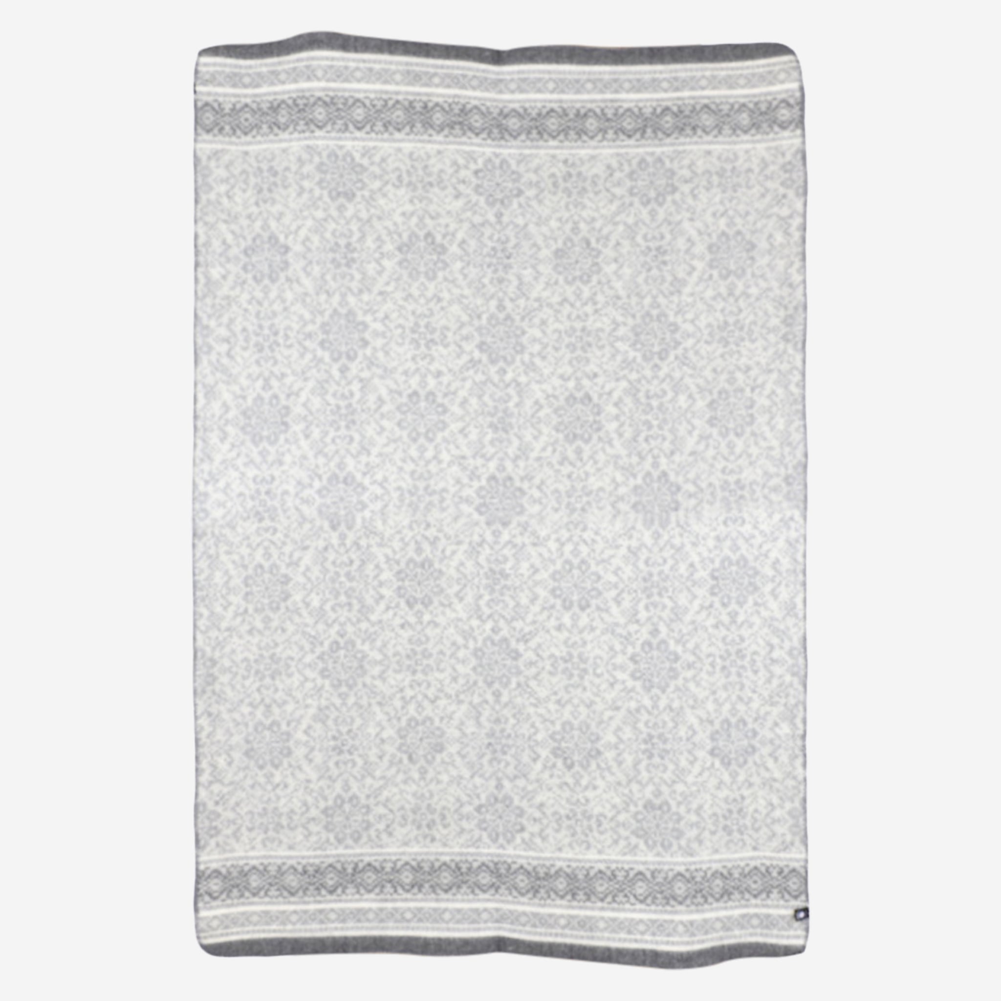 heidros-backside-norway-design-wool-blanket-9.jpeg