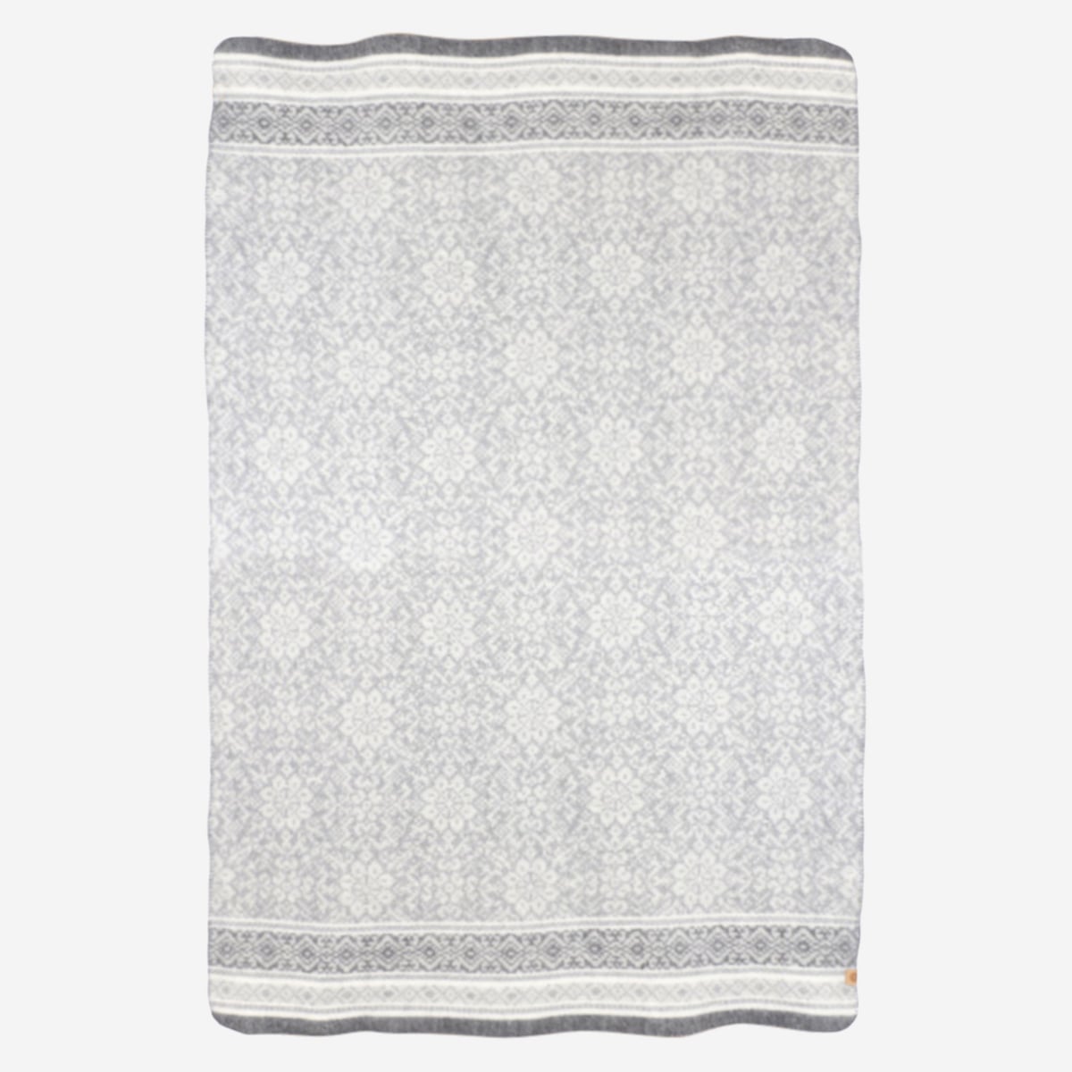 heidros-front-norway-design-wool-blanket-9.jpeg