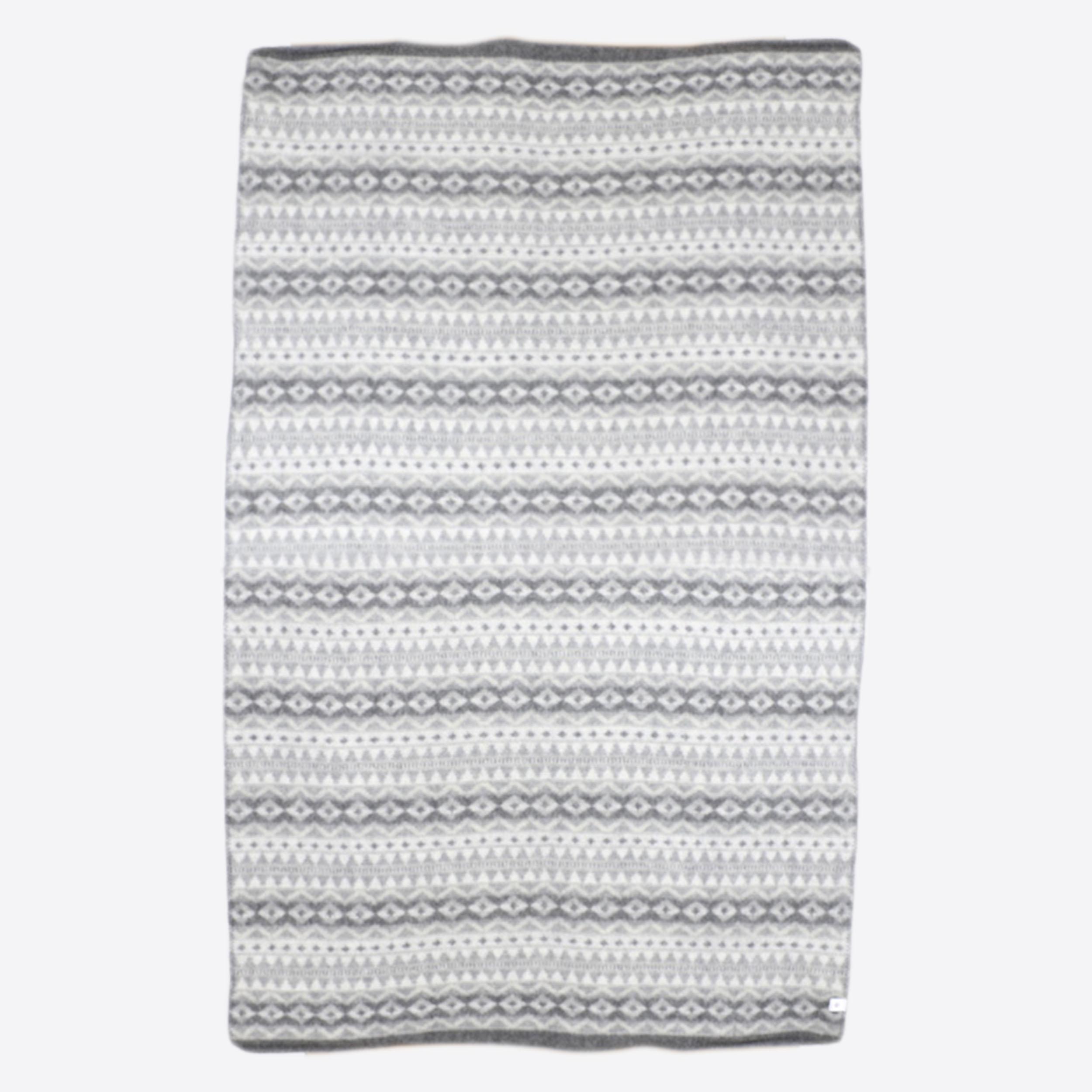 Hofsá Scandinavian design wool blanket 