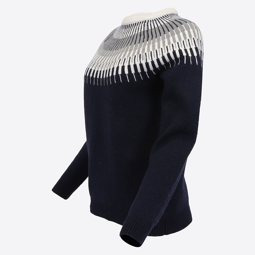 Minna wool sweater with Nordic design