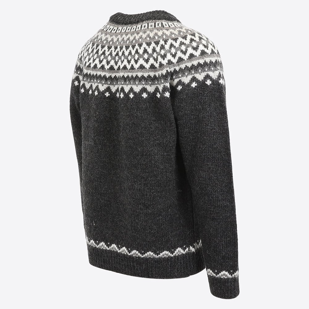 SKJALDBREIÐUR ullarpeysa