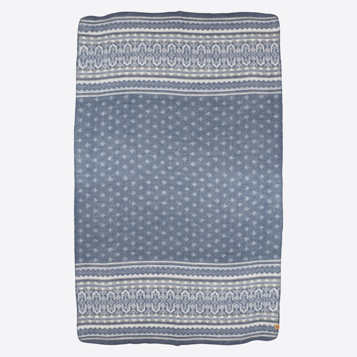 sigurros-front-norway-design-wool-blanket.jpeg
