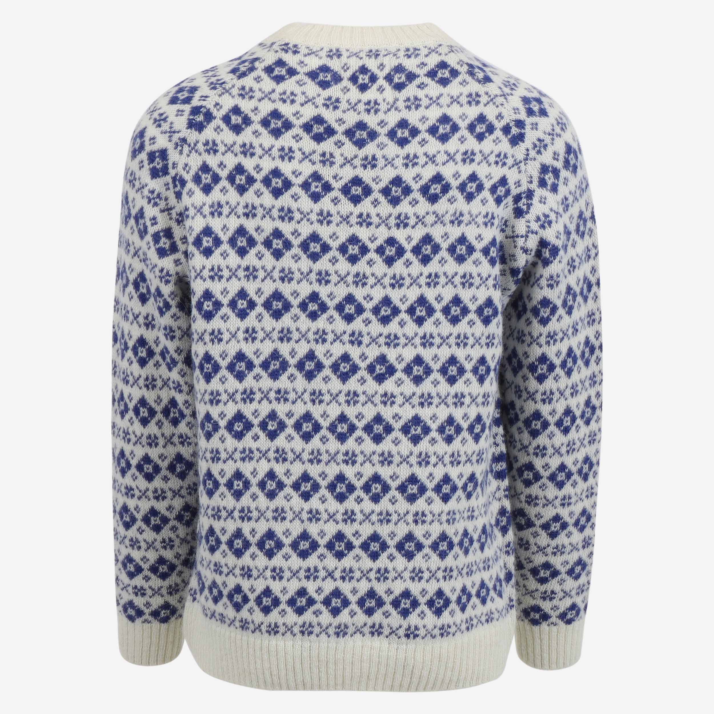 vaglaskogur-wool-sweater-nordic-pattern-faroe-islands_689.jpeg