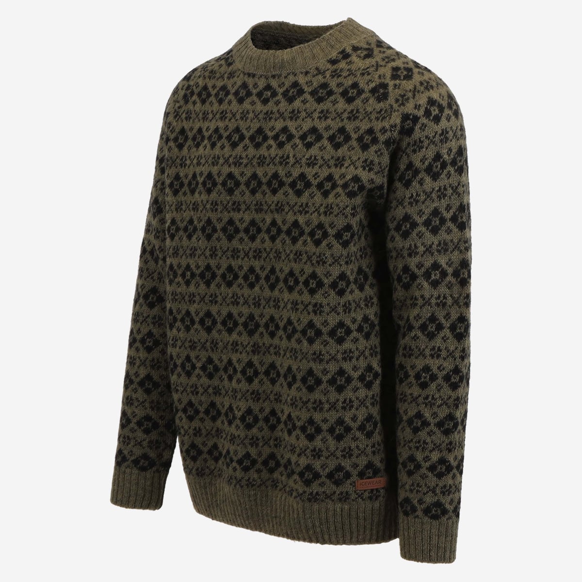 vaglaskogur-wool-sweater-nordic-pattern-faroe-islands_700.jpeg