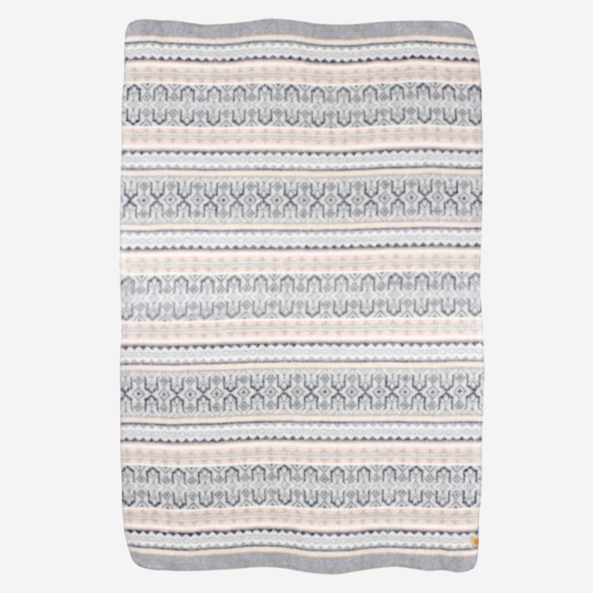valros-front-norway-design-wool-blanket-10.jpeg