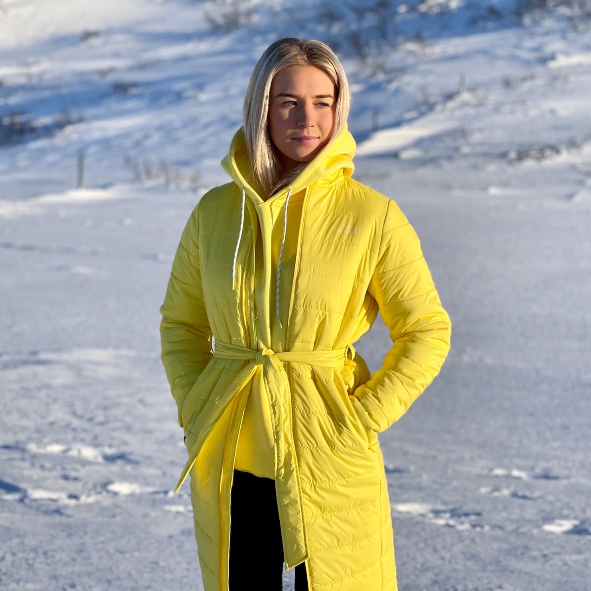 wool-insulated-clothing-coat-icelandic-wool-inside4_1.jpeg