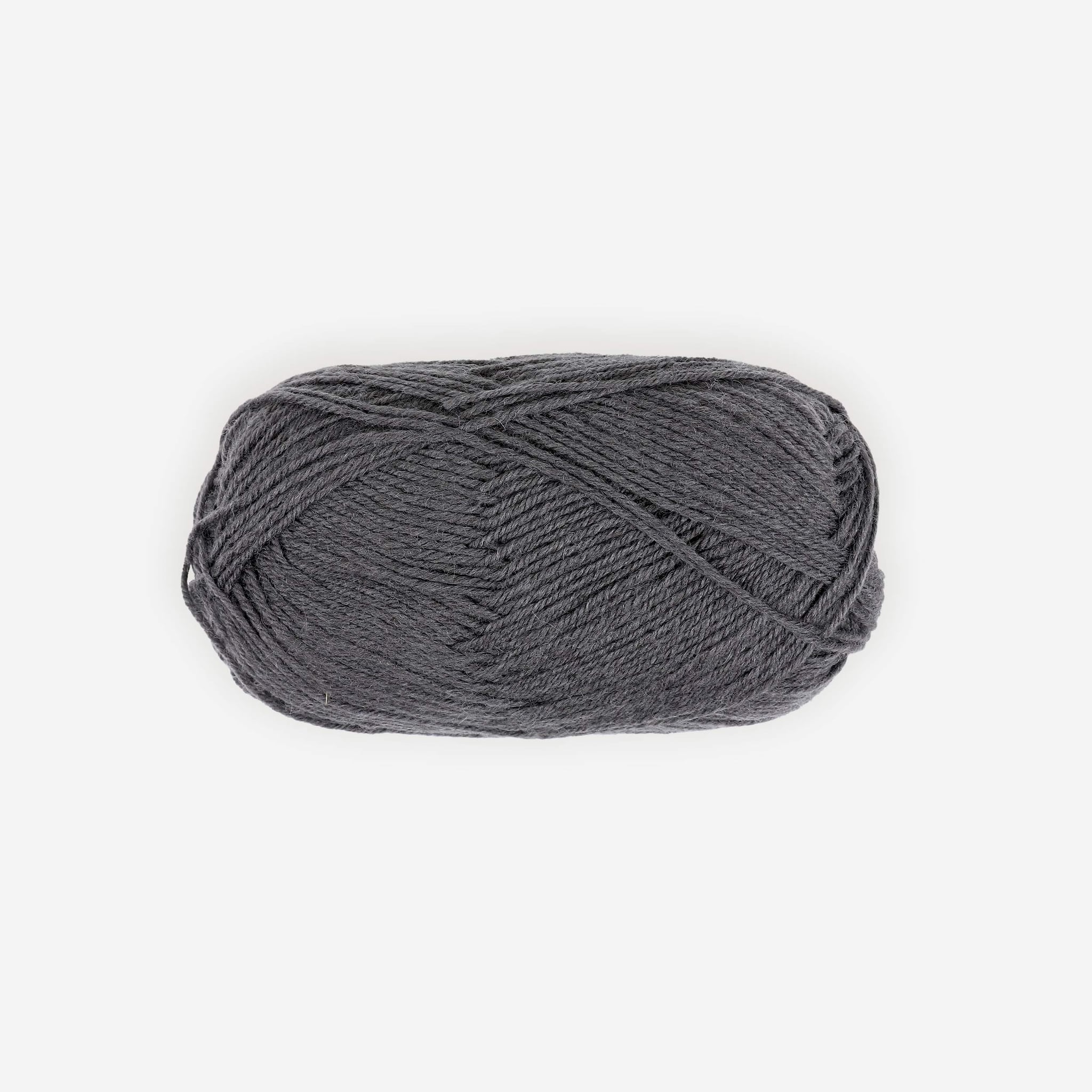Artic Merino blend knitting yarn