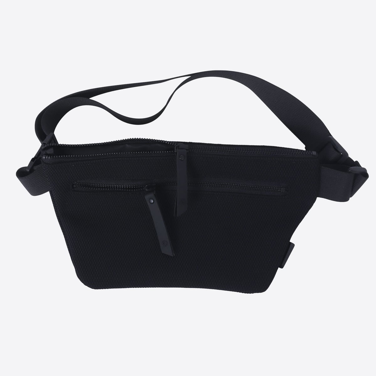 steingardur-fanny-pack_100.jpeg