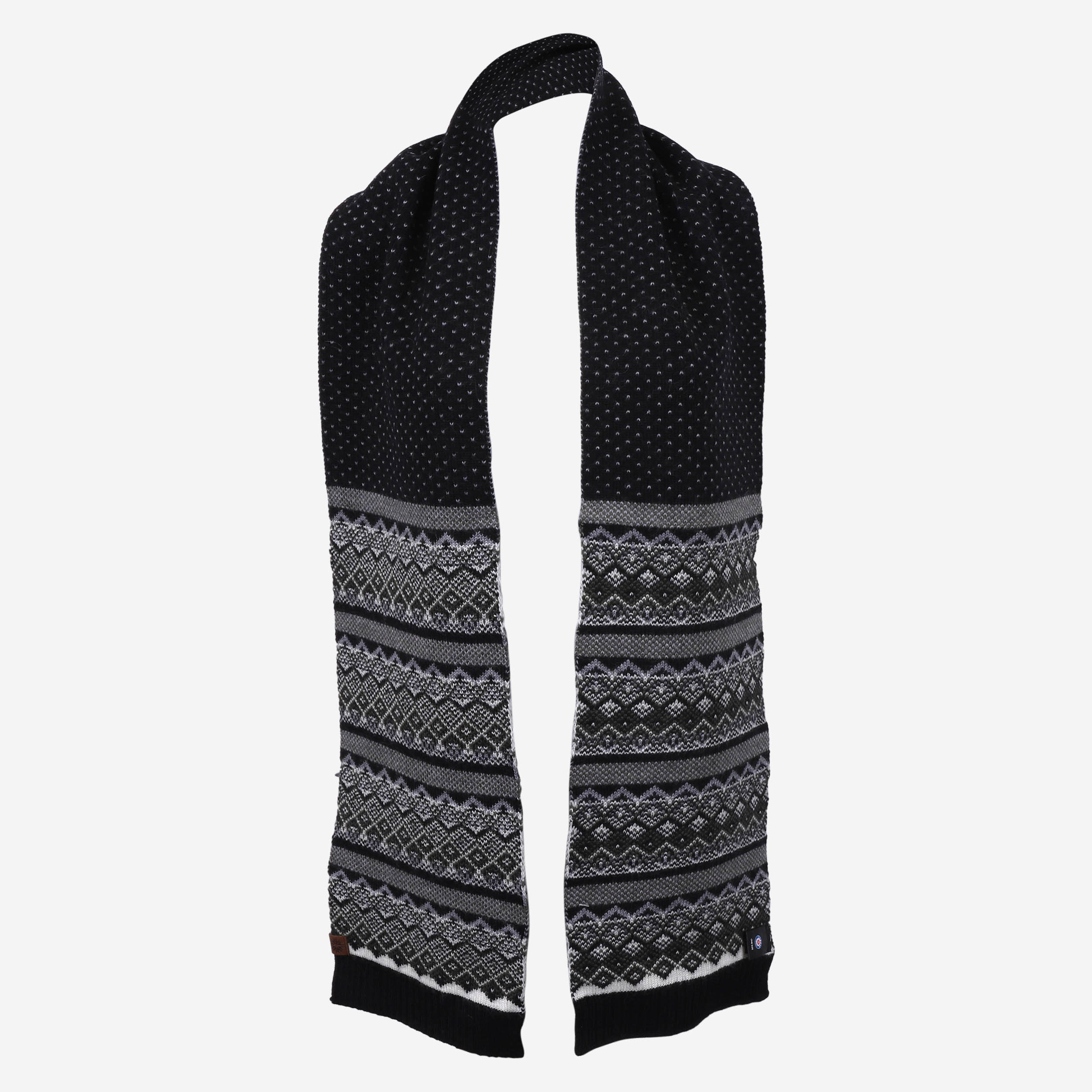 Viðar warm wool scarf
