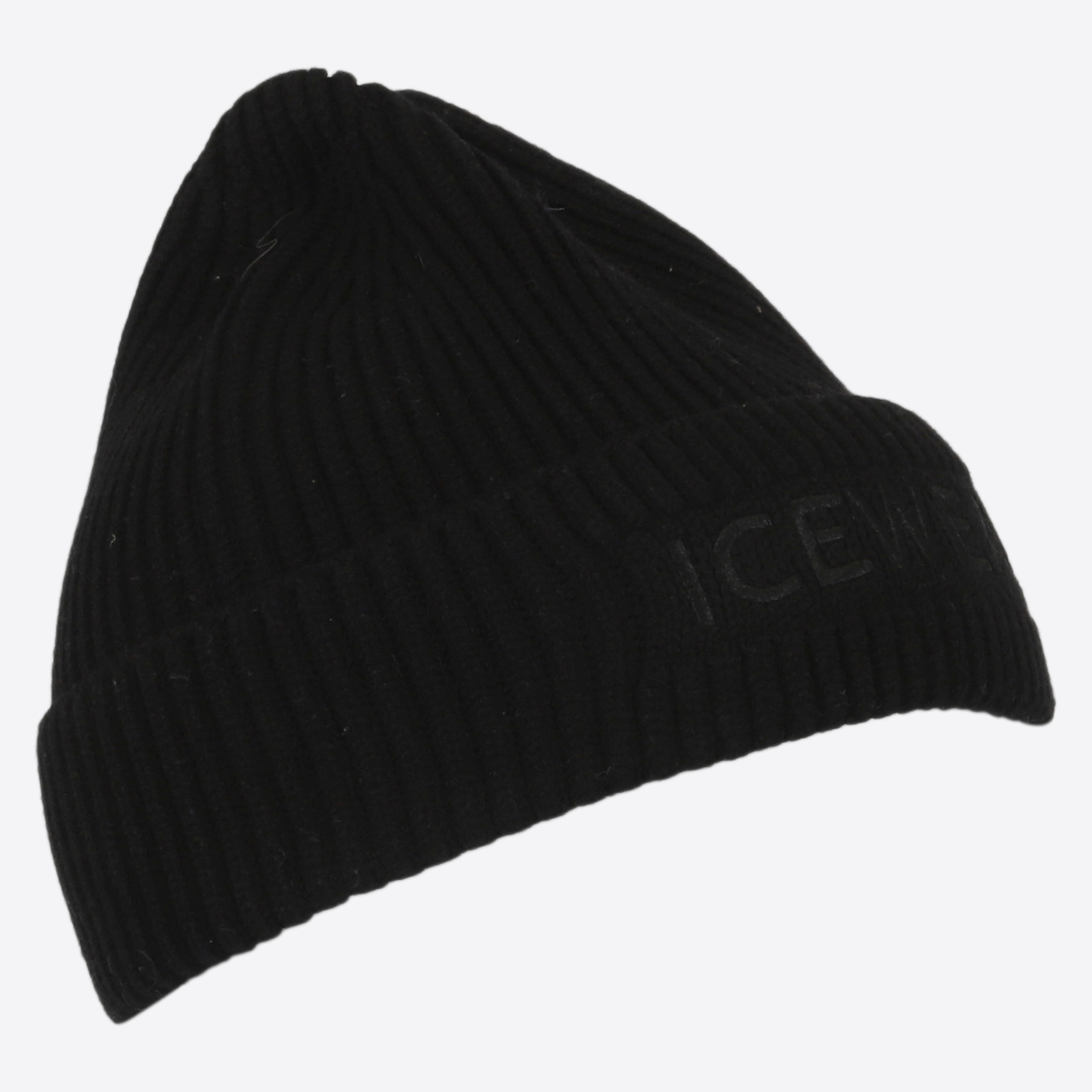 Gil hat