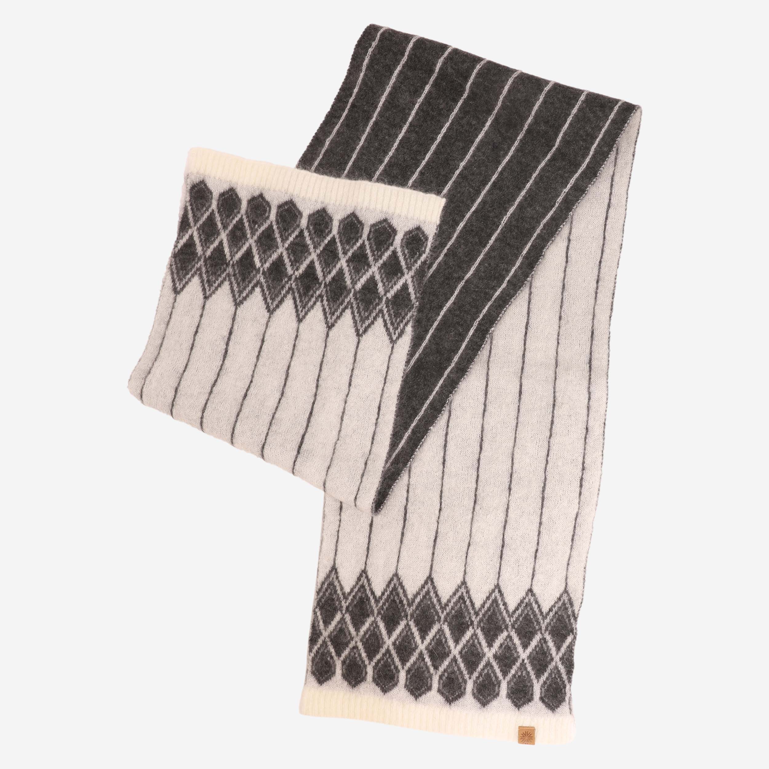 Ásbyrgi mohair wool scarf 