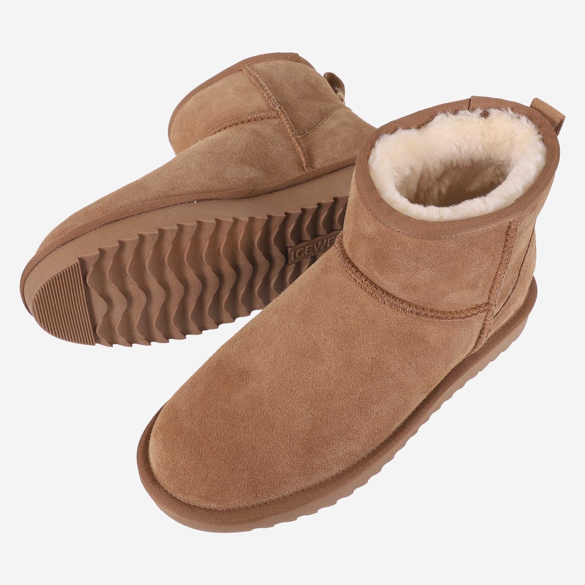 natthagi-suede-shoes-iceland_491.jpeg