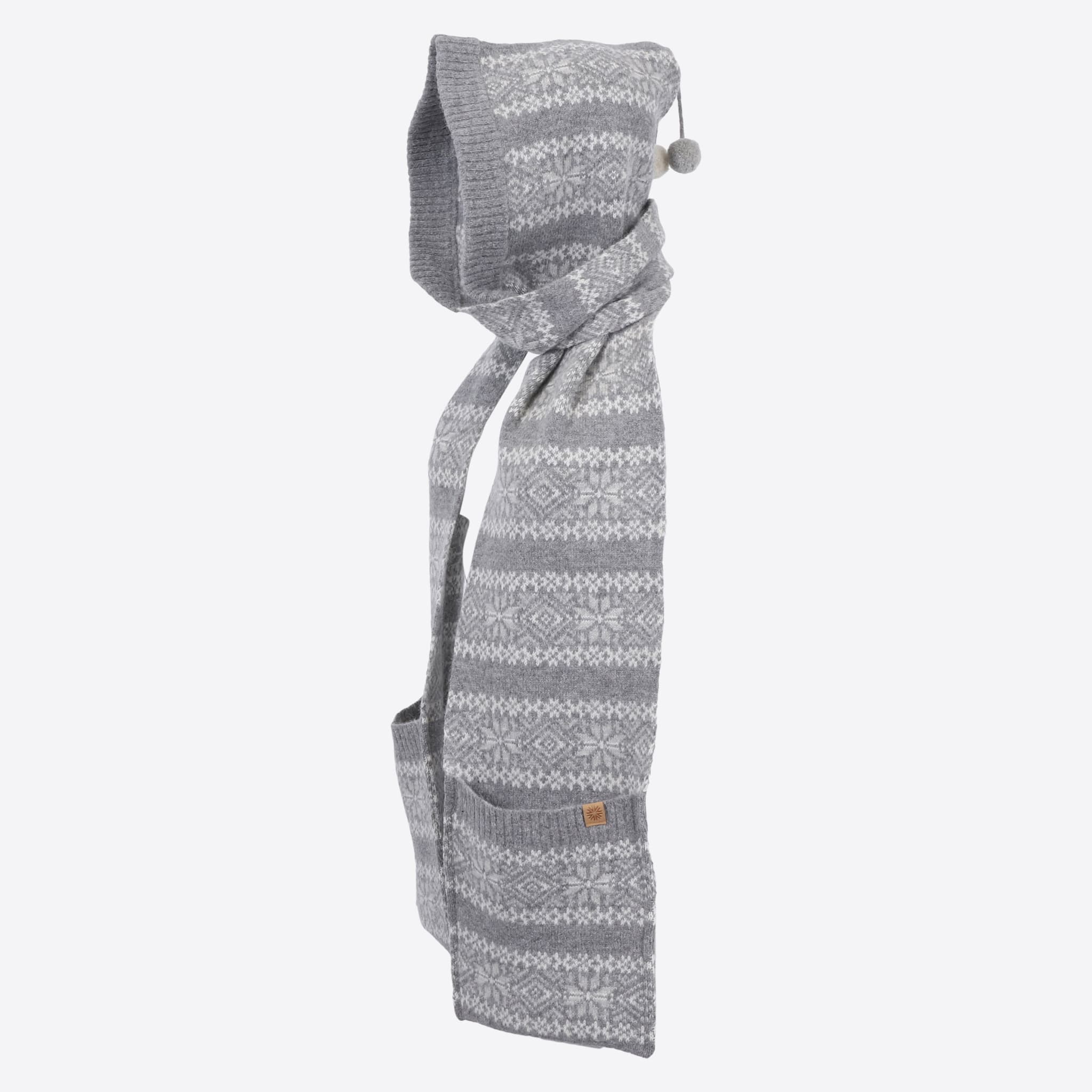 Papey scarf with hood