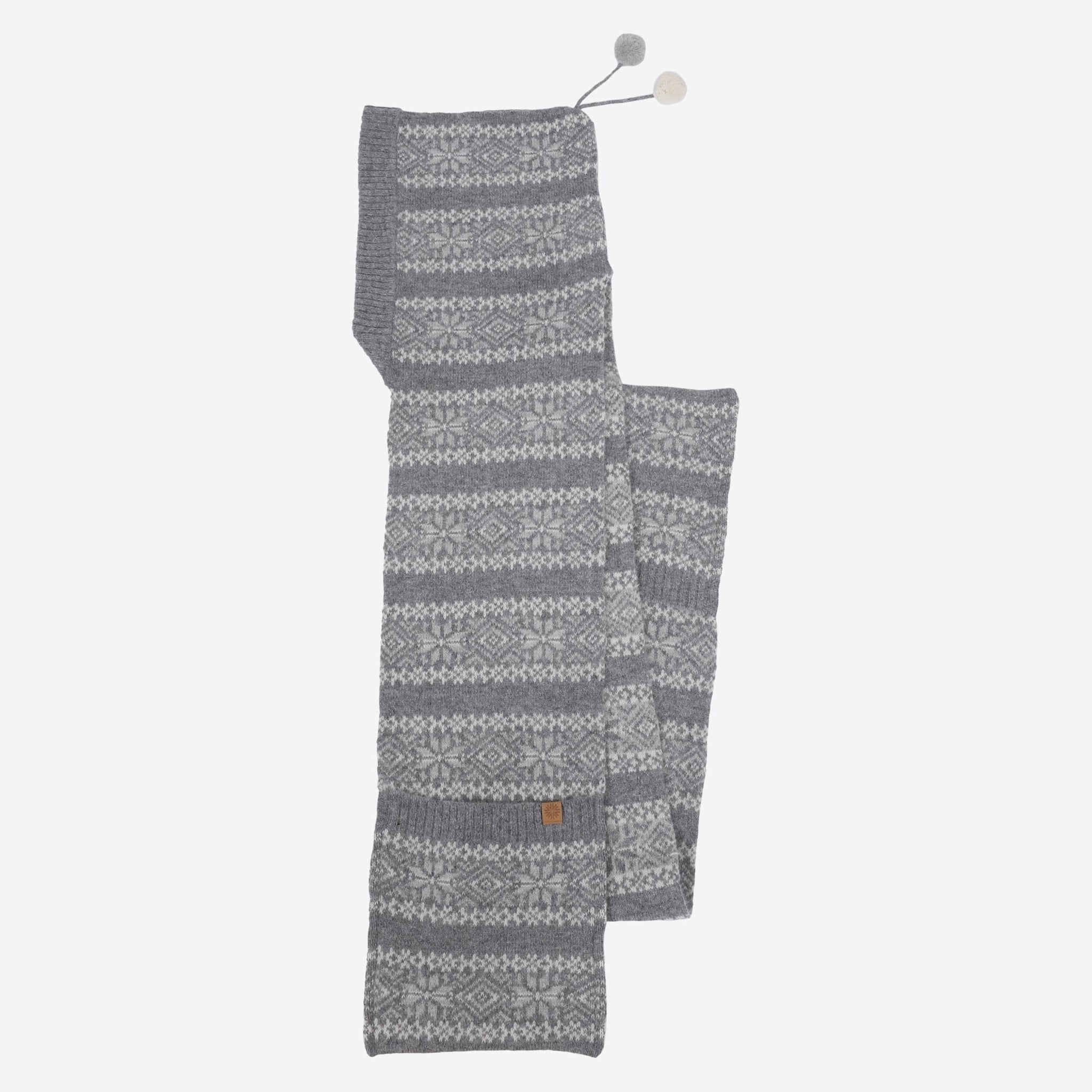 Papey scarf with hood