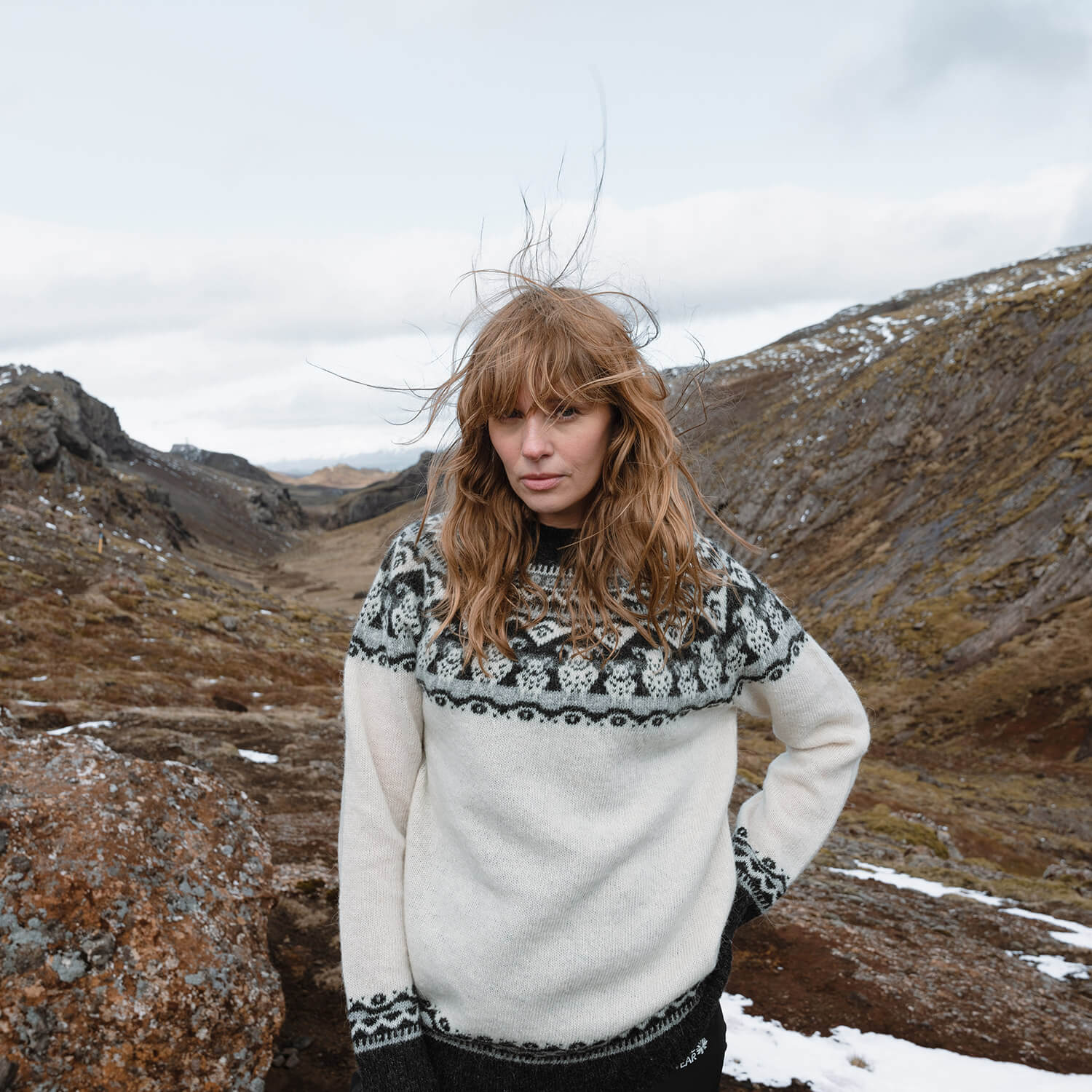 Lukka Icelandic wool sheep sweater 