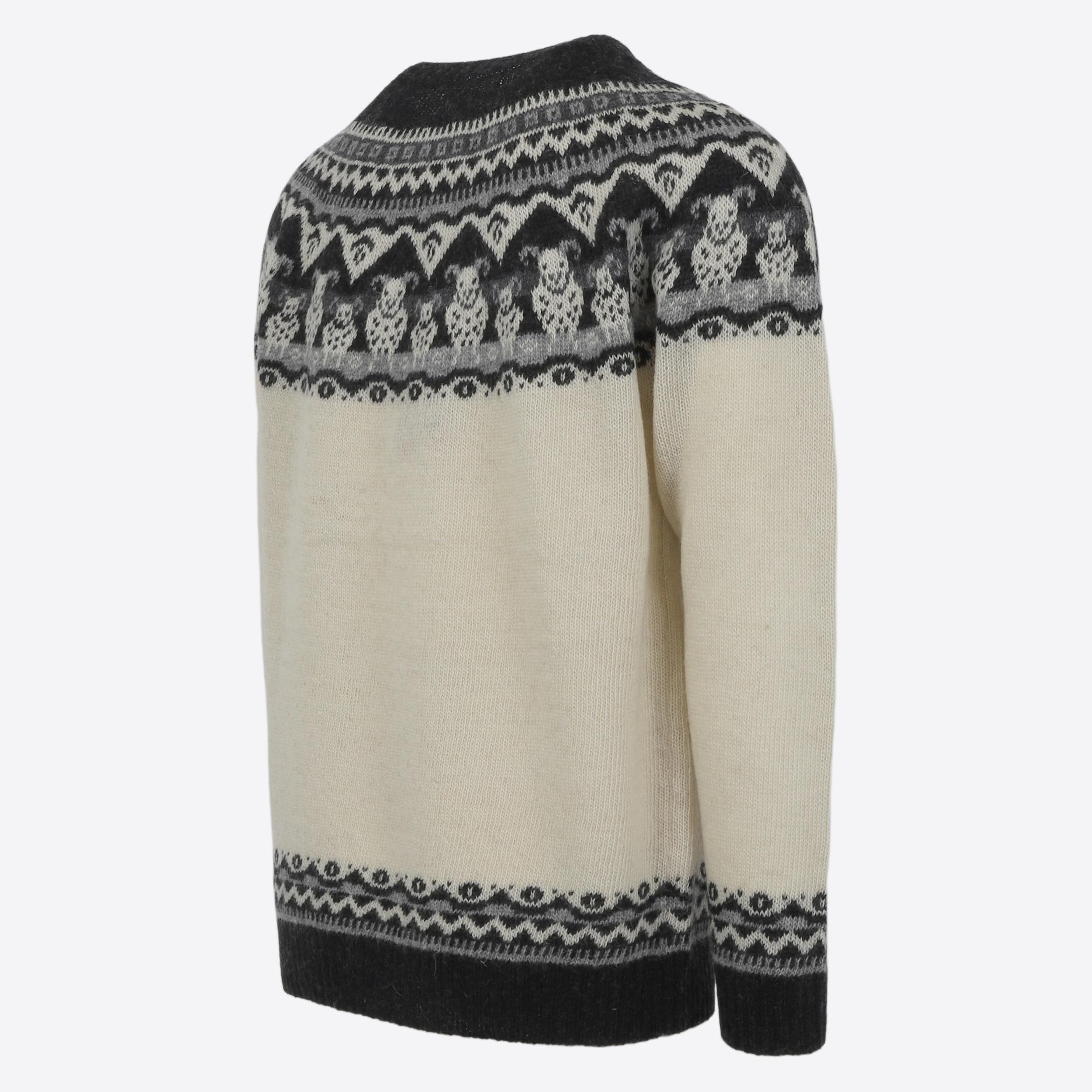 Lukka Icelandic wool sheep sweater 