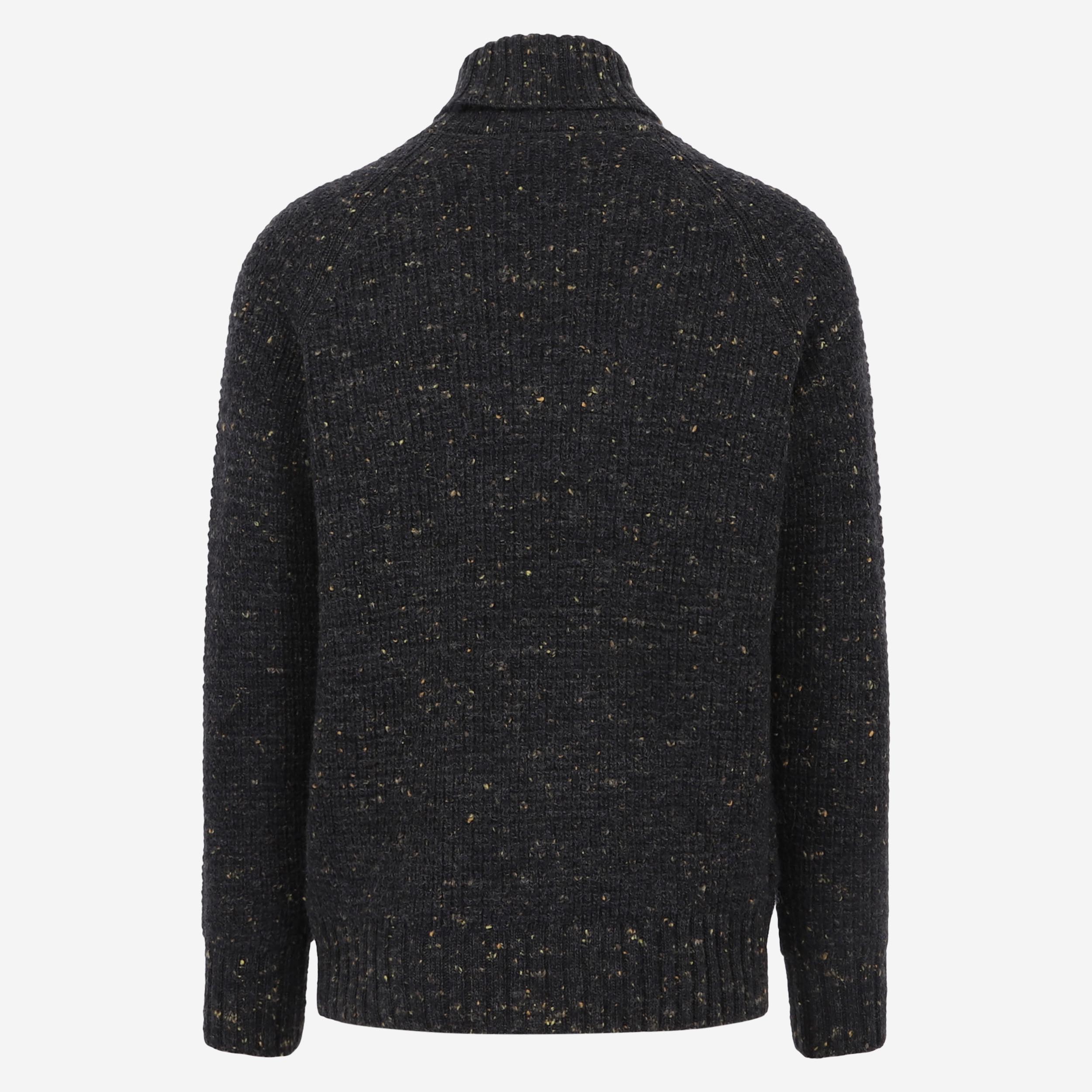 Hraunhóll Rollkragenpullover aus Lammwolle