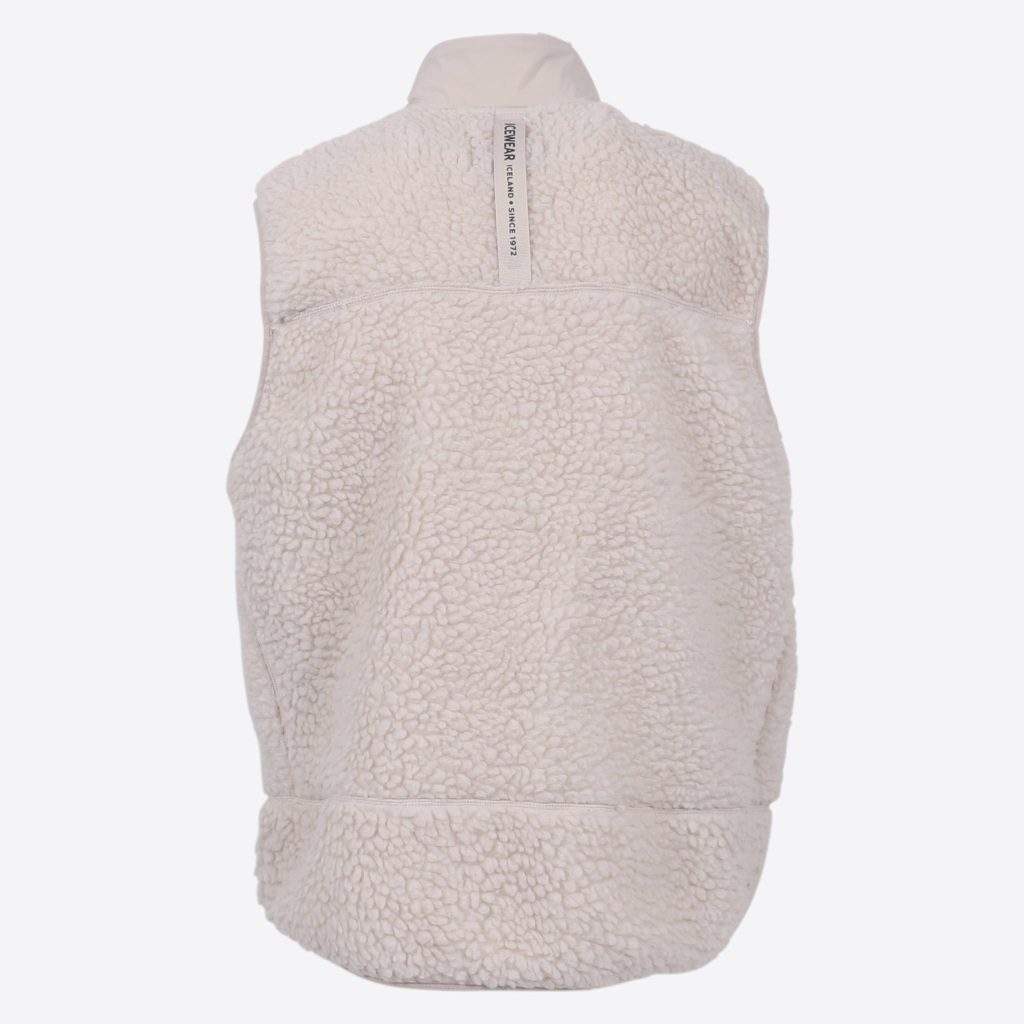 hergilsey-white-vest-sherpa-wool_74.jpeg