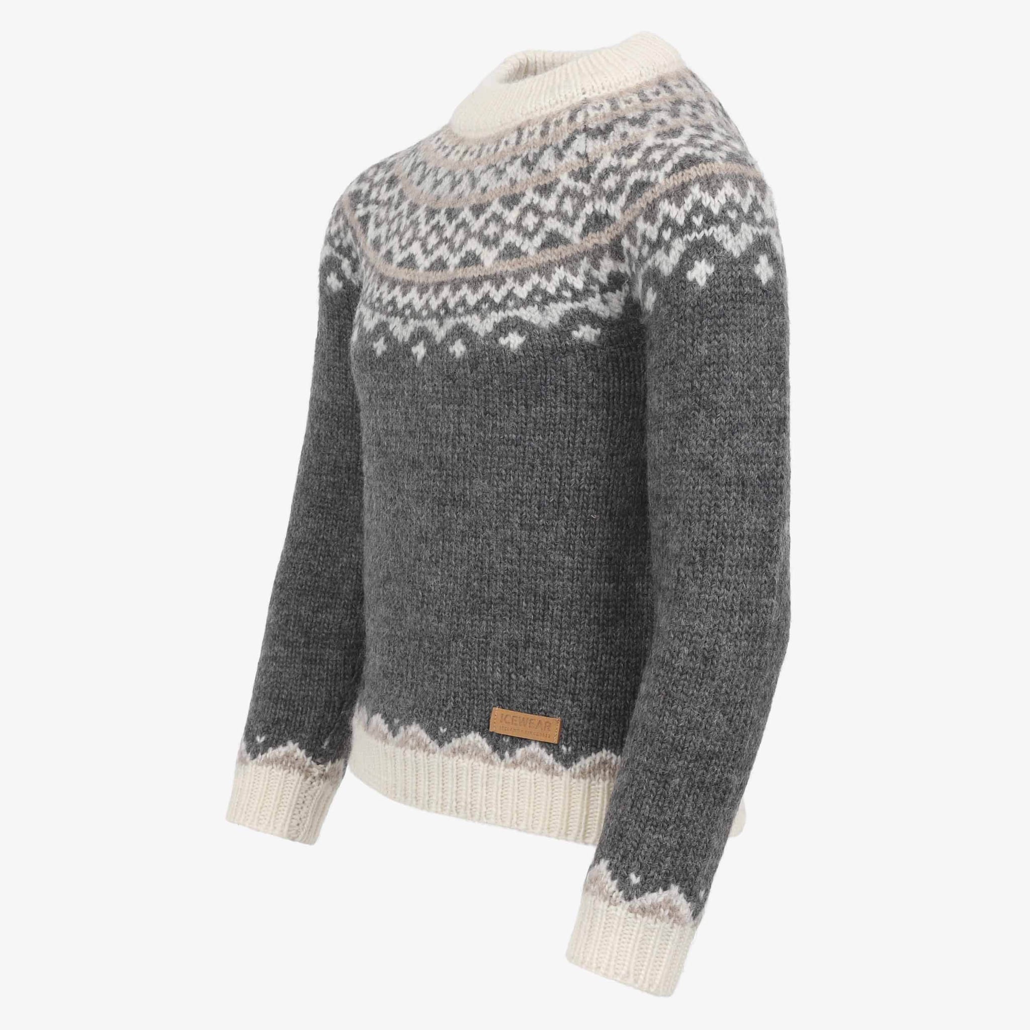 Skjaldbreiður kids´s wool sweater with Icelandic pattern
