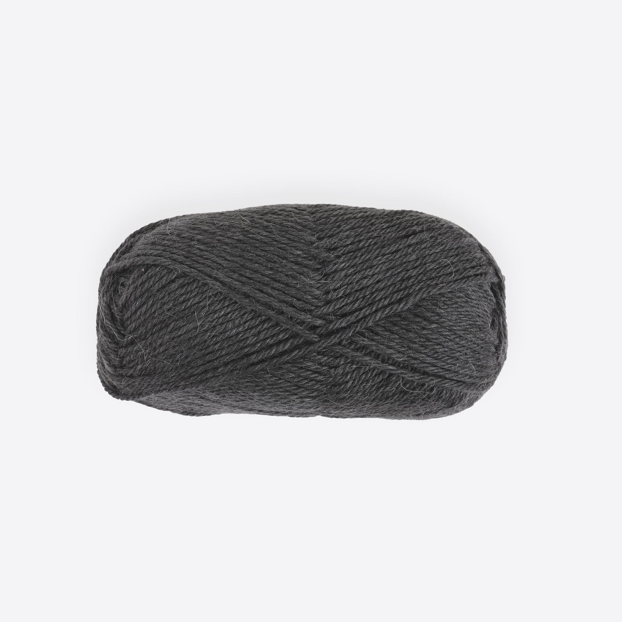 Alpaca_wool-knitting-yarn-9008-1051_.jpeg