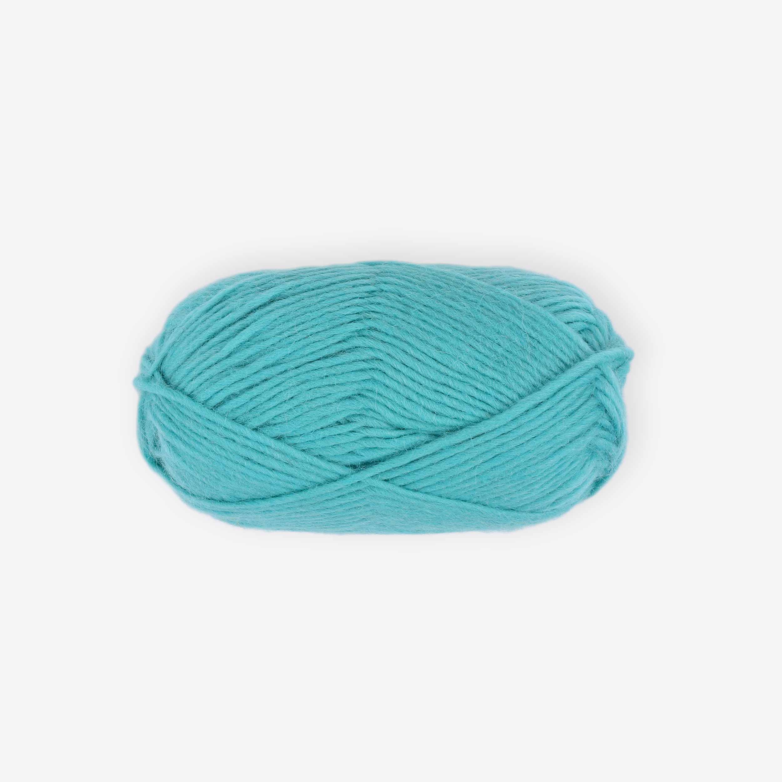 Saga-Wool 100% pure wool yarn