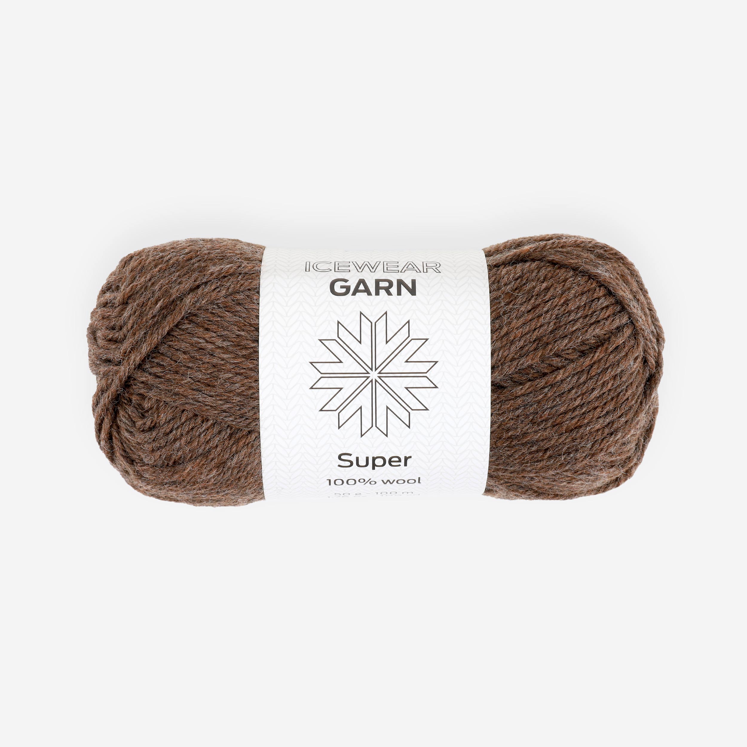 Super 100% wool knitting yarn (Aran)