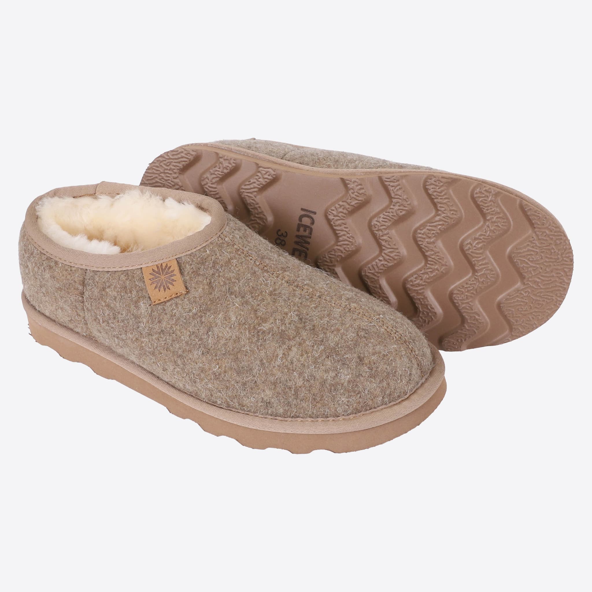 Lambafell wool step-in indoor slippers 