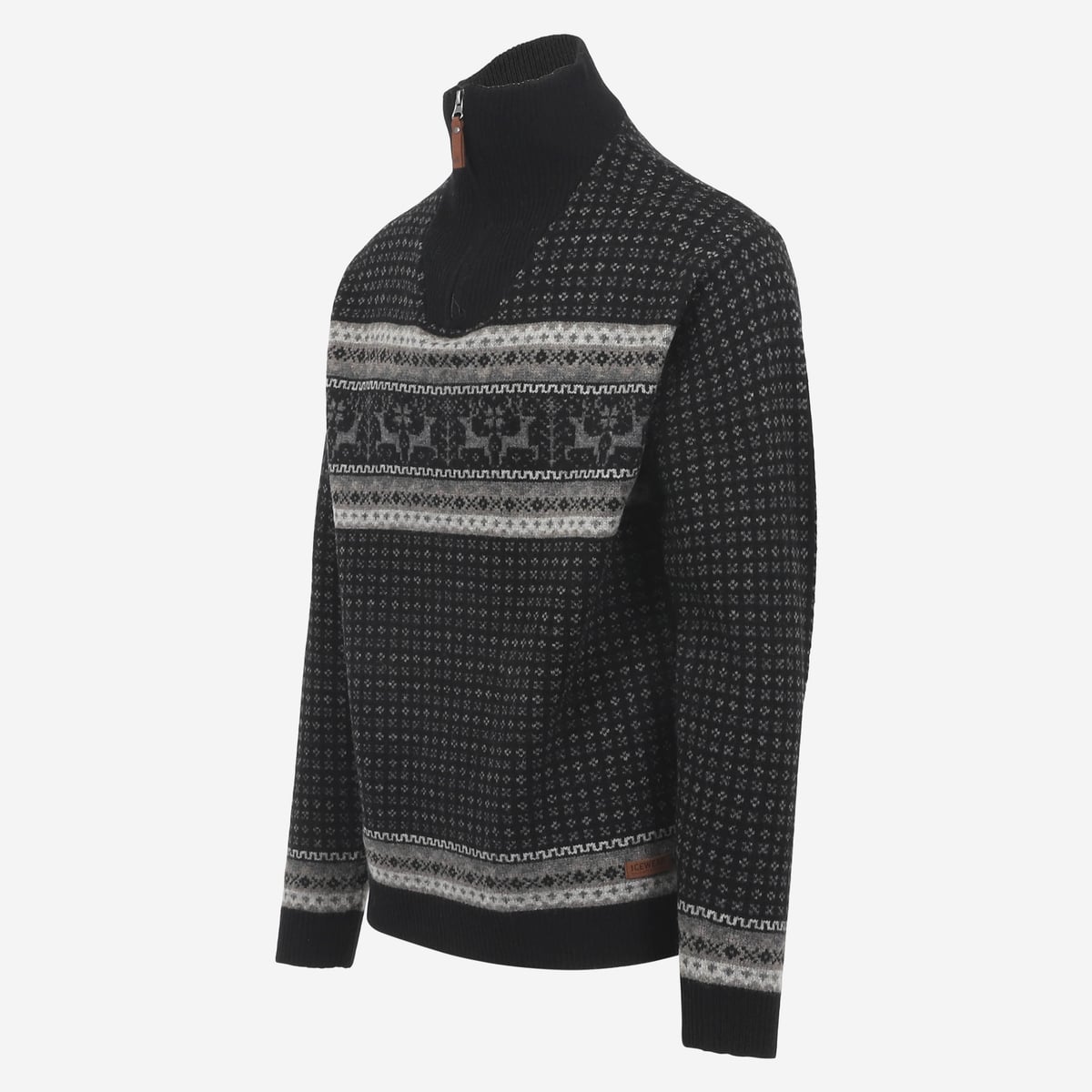 hreindyrsholt-reindeer-nordic-black-christmas-sweater-wool_79.jpeg
