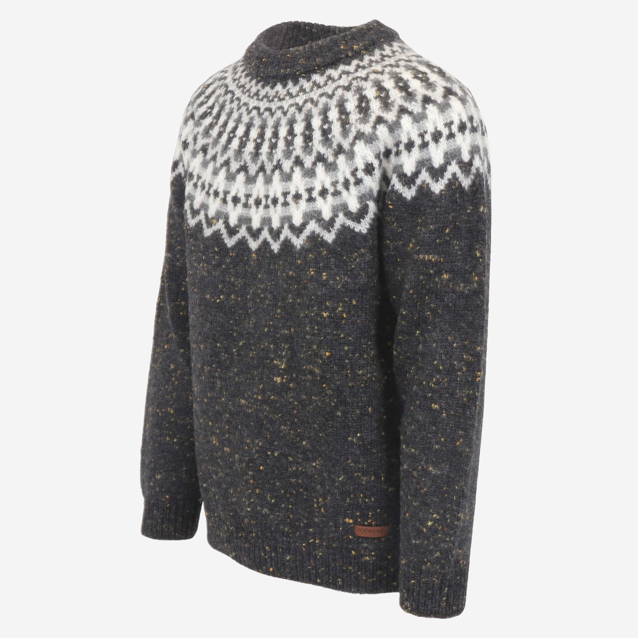 Snorragarður wool jumper traditional Icelandic design  