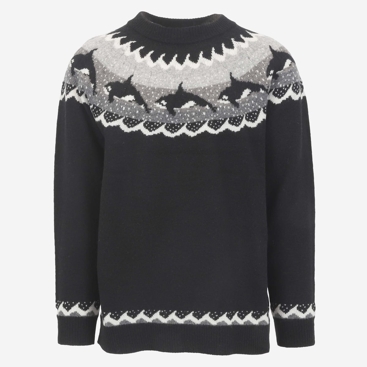 hvalur-wool-knit-black-sweater-orca-pattern19.jpeg
