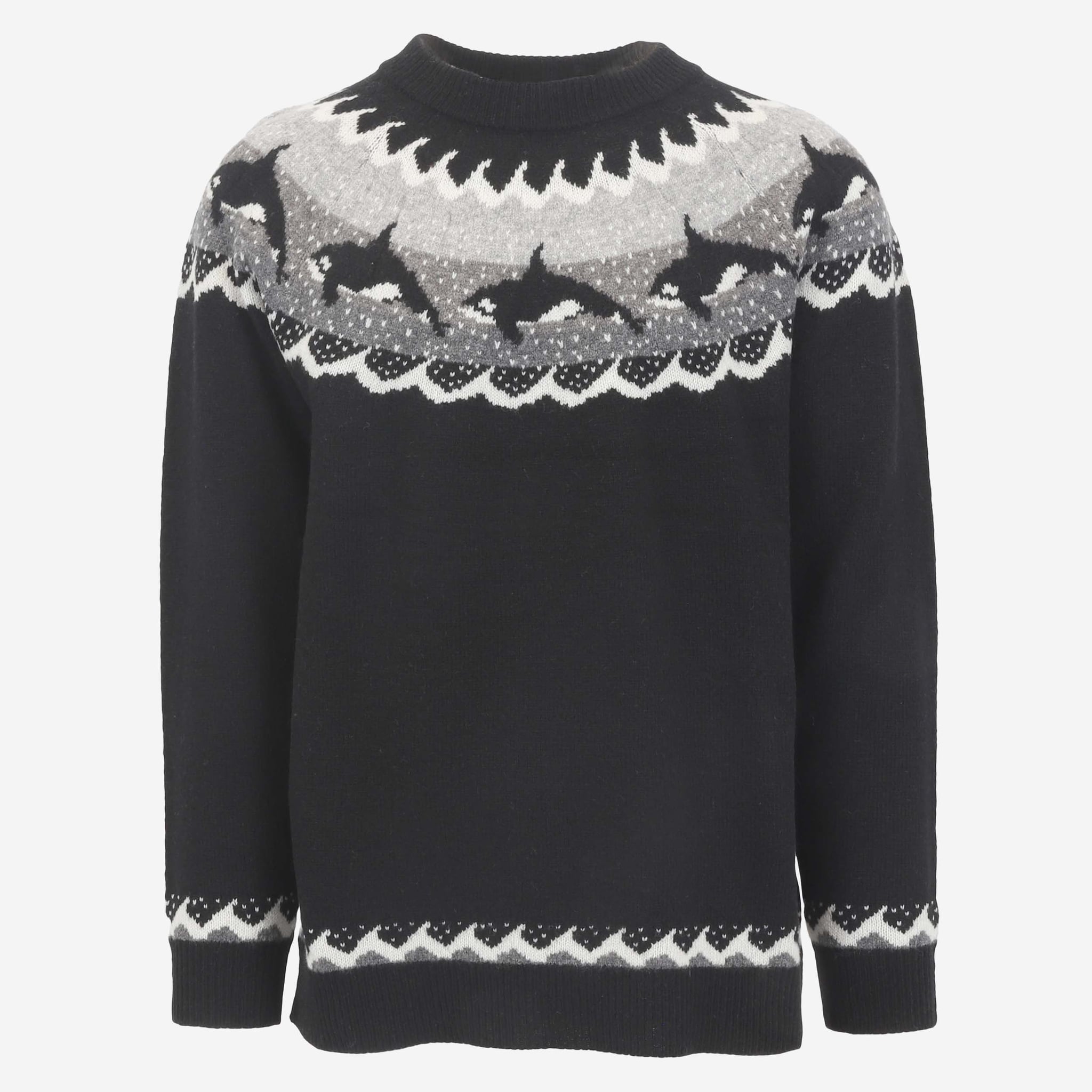 hvalur-wool-knit-black-sweater-orca-pattern19.jpeg