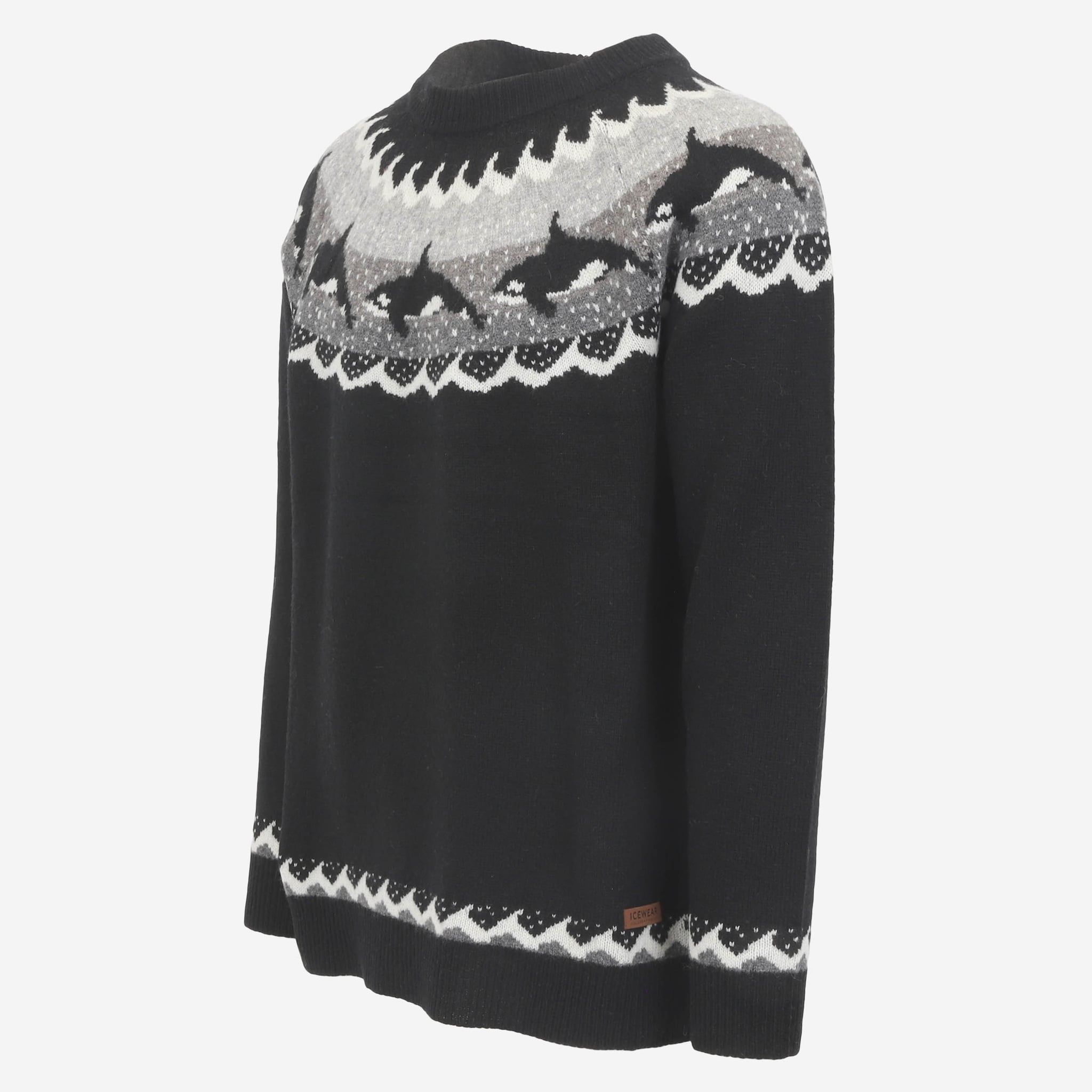 hvalur-wool-knit-black-sweater-orca-pattern20.jpeg