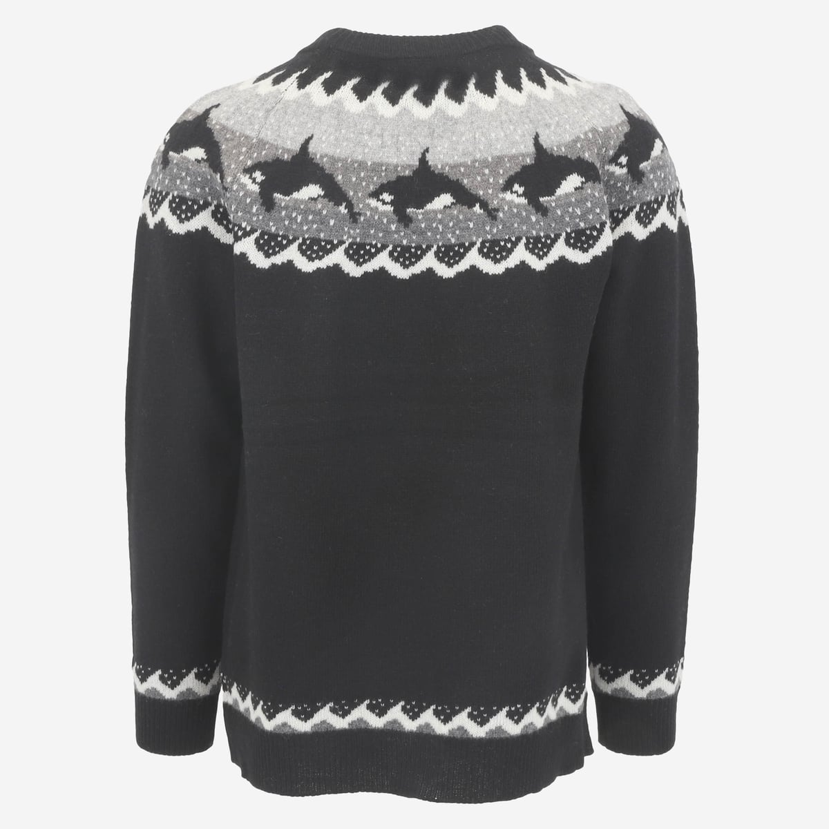 hvalur-wool-knit-black-sweater-orca-pattern21.jpeg