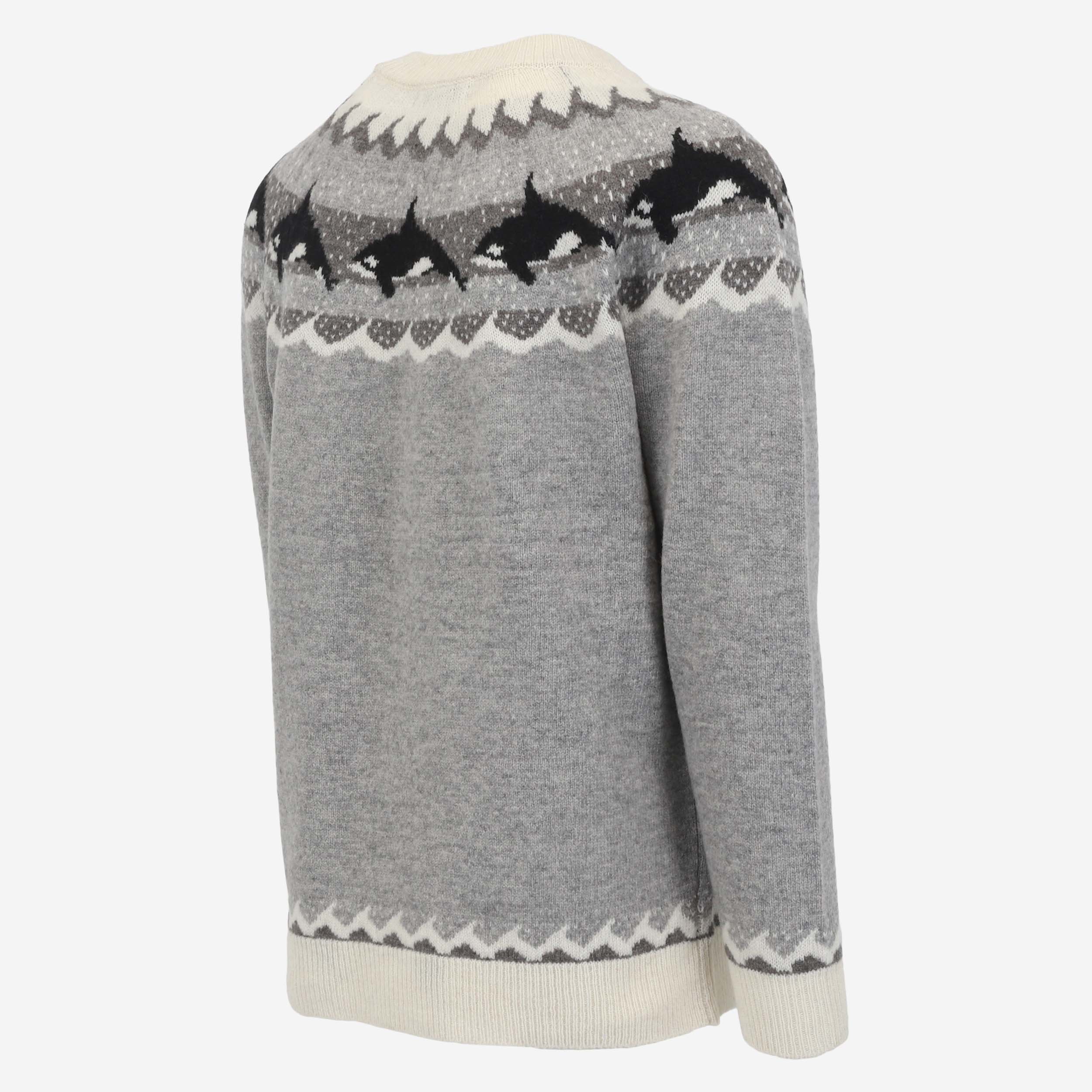 Hvalur wool pullover with orca design