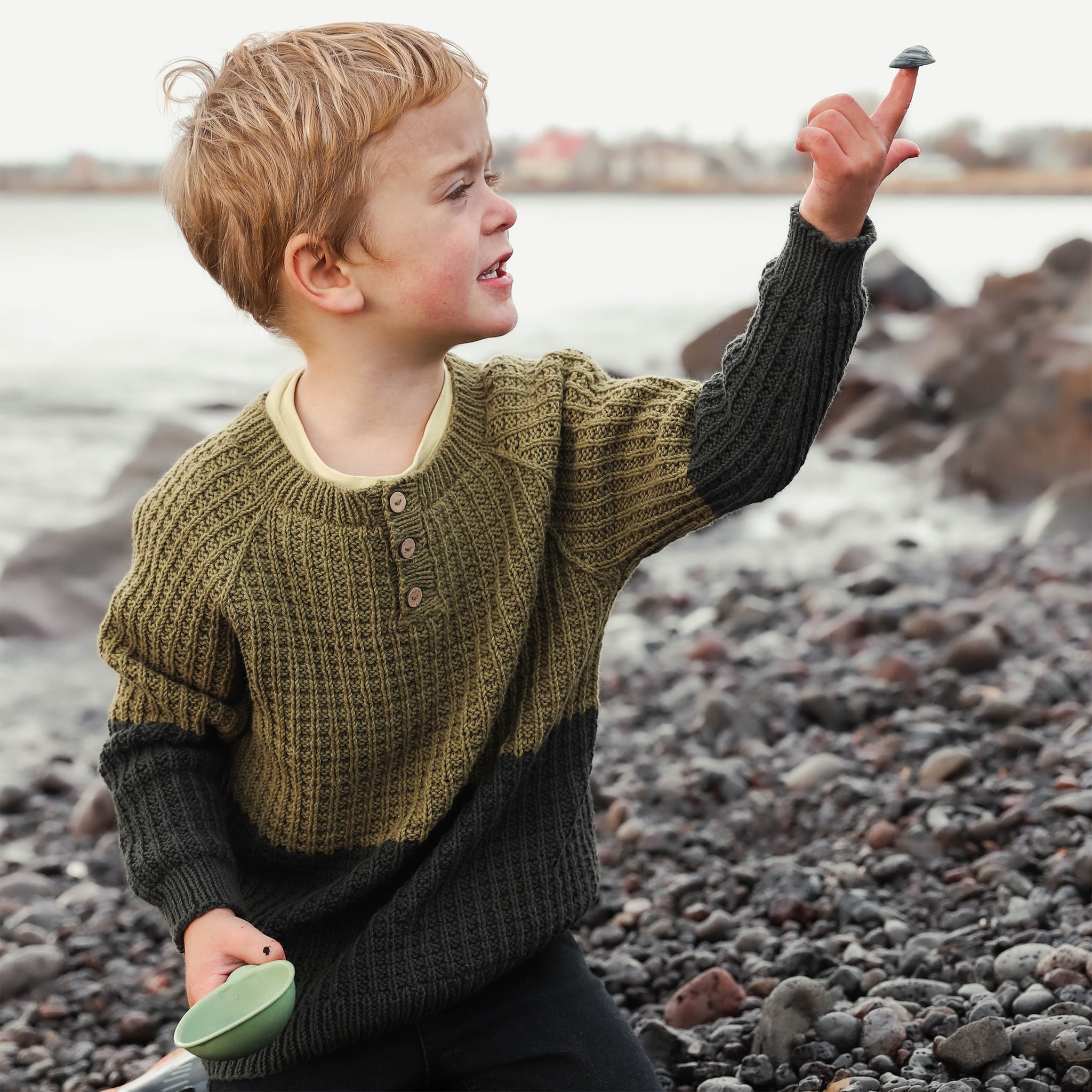 Kalli kids´ pullover knitting pattern