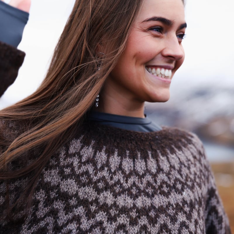 Kría oversized sweater knitting pattern
