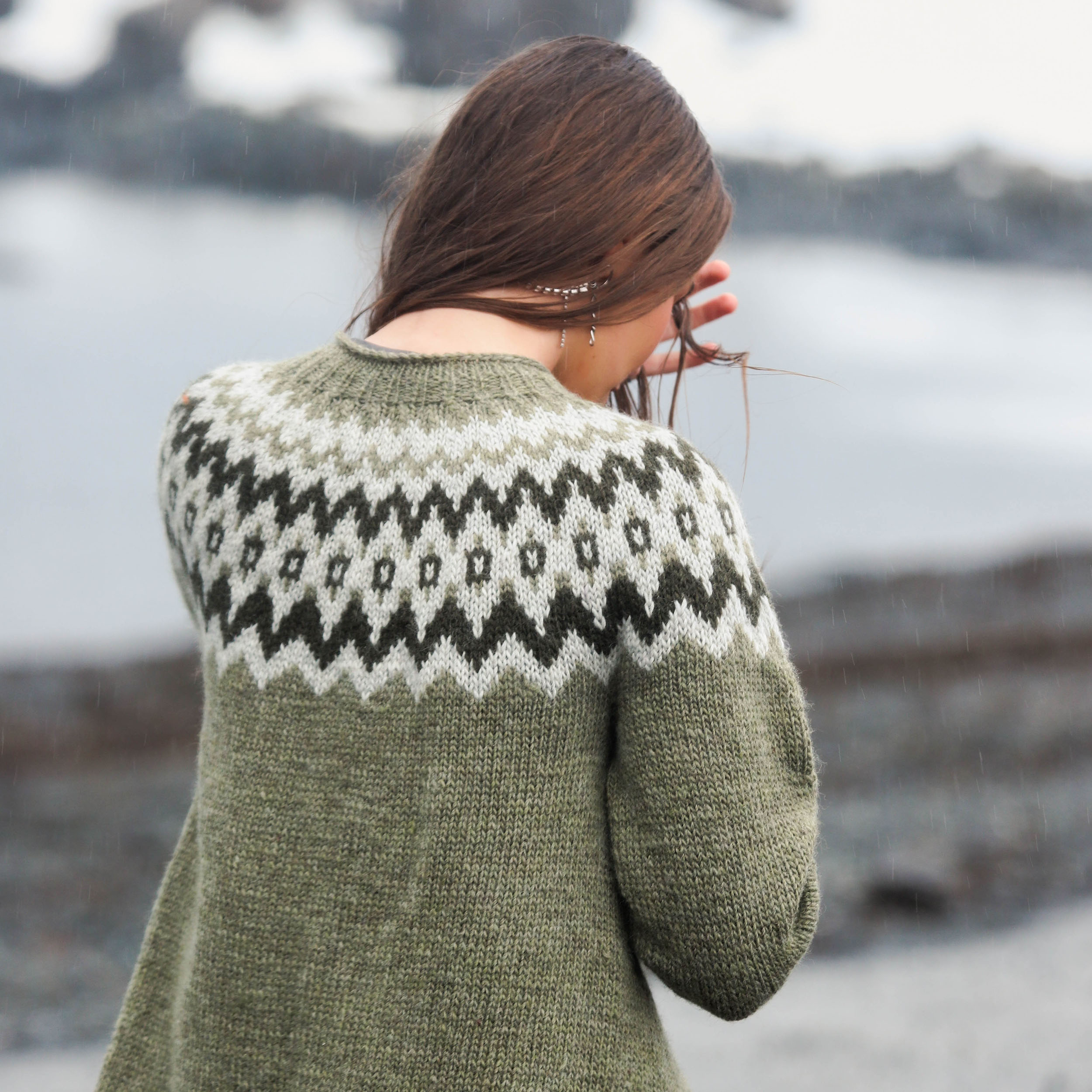 Teista buttoned sweater knitting pattern