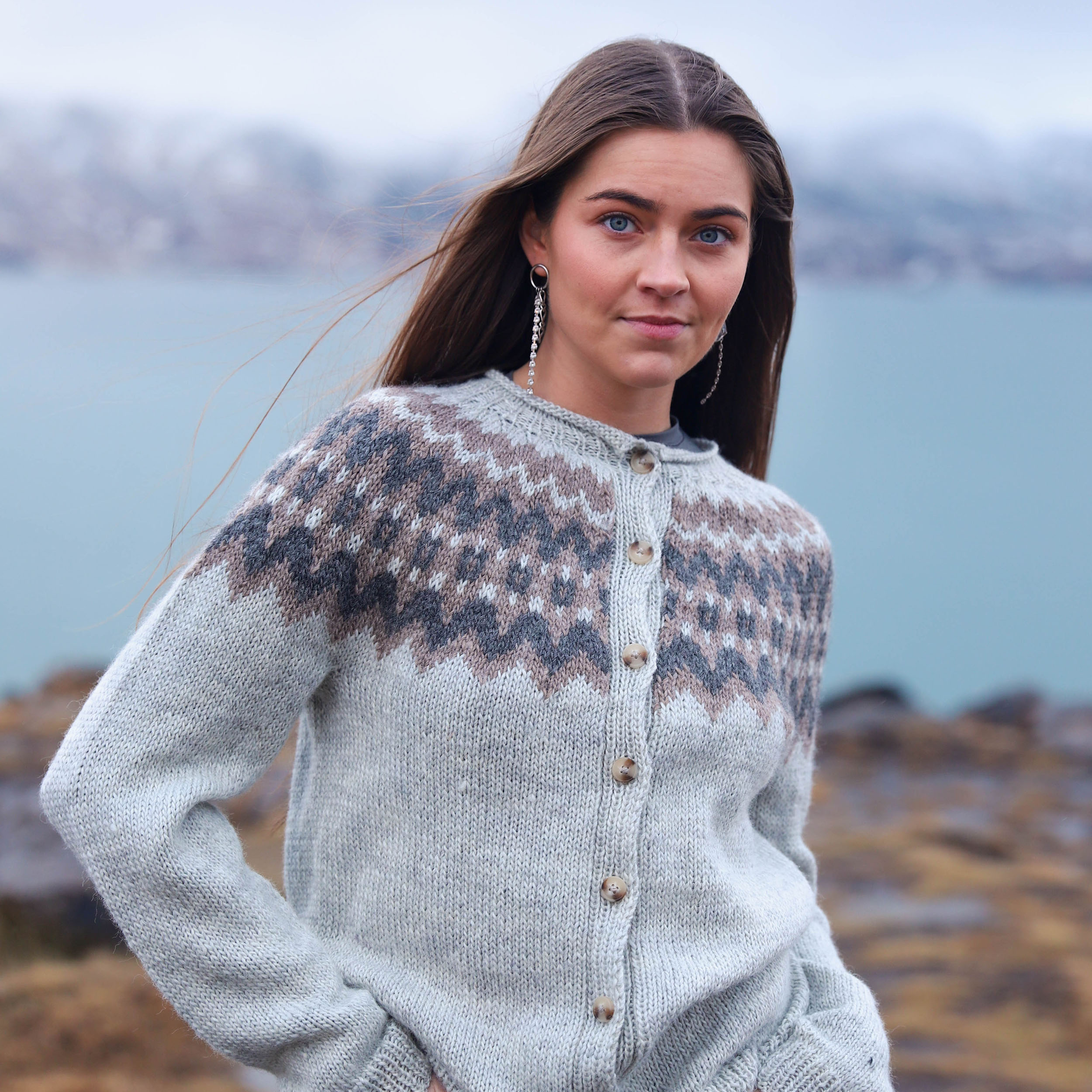 Teista buttoned sweater knitting pattern