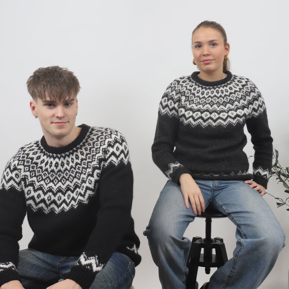 rita_KNIT0446_adult-sweater_knitting-pattern_prjonauppskrift3.jpeg