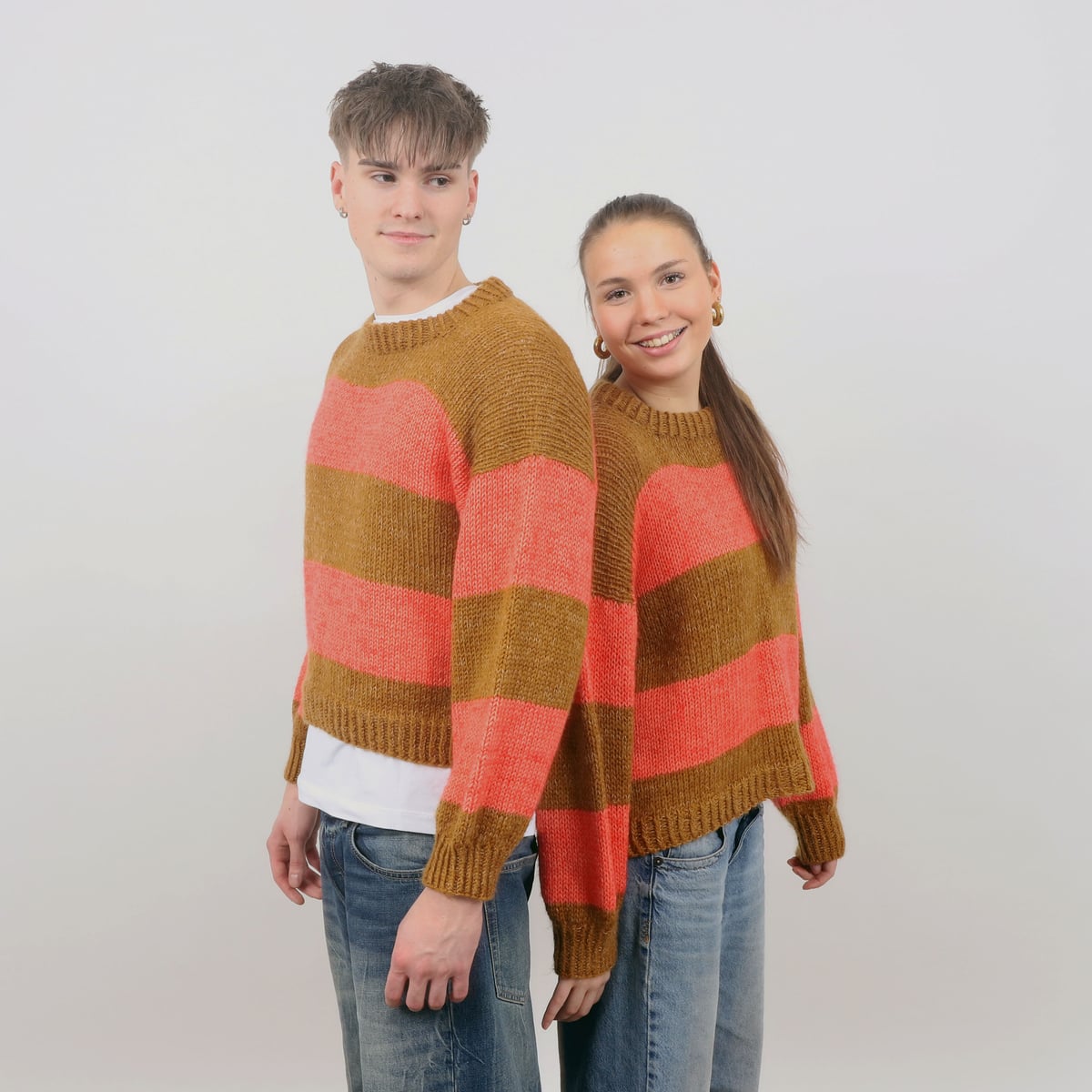 box_KNIT0437_striped-sweater_knitting-pattern_prjonauppskrift5.jpeg