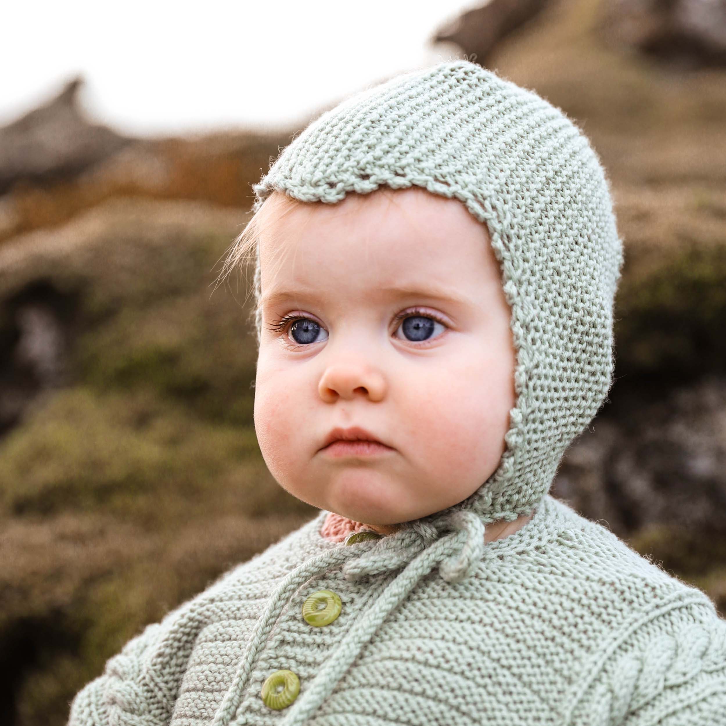 Gréta/Grétar newborn set knitting pattern