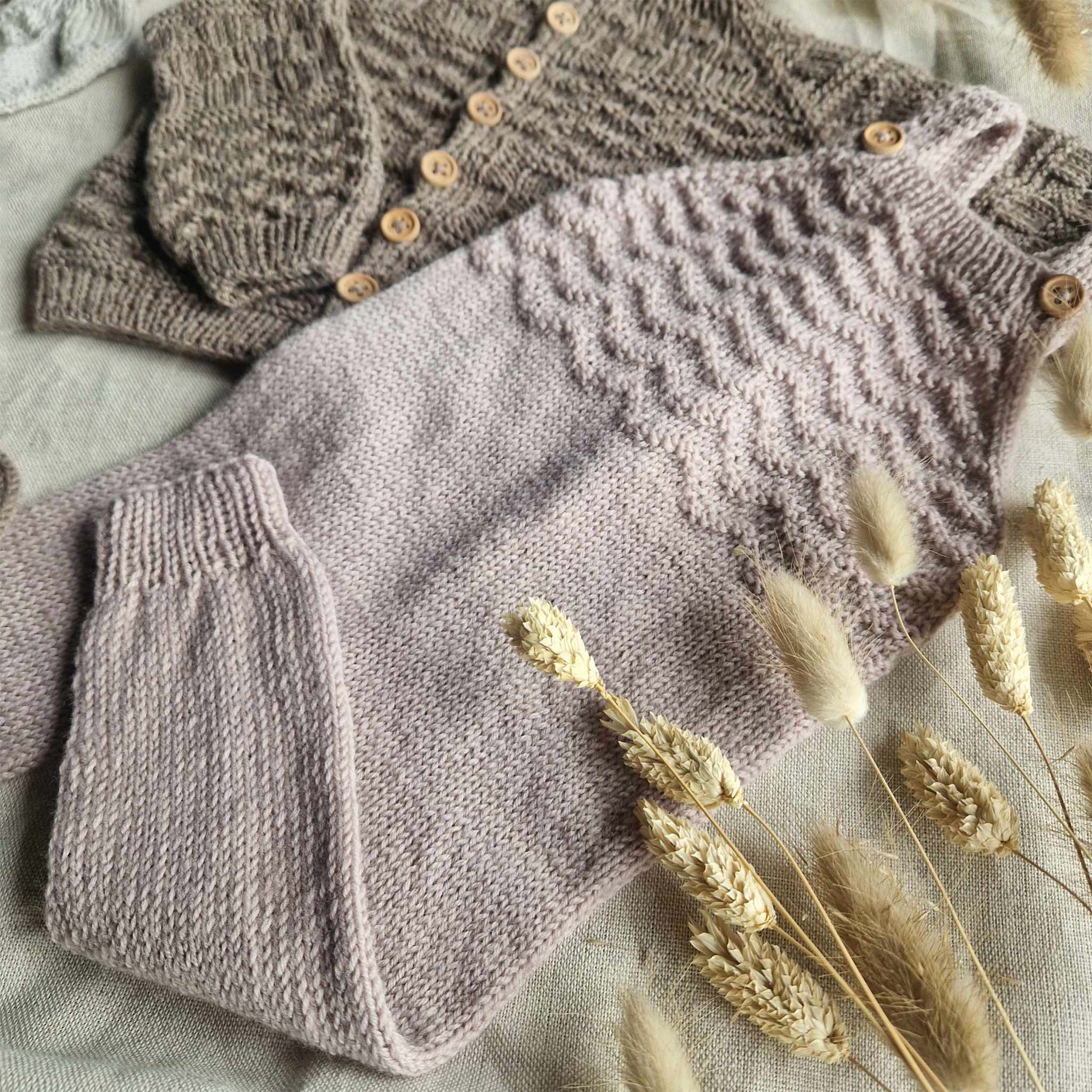 Flóð newborn overall pants knitting pattern