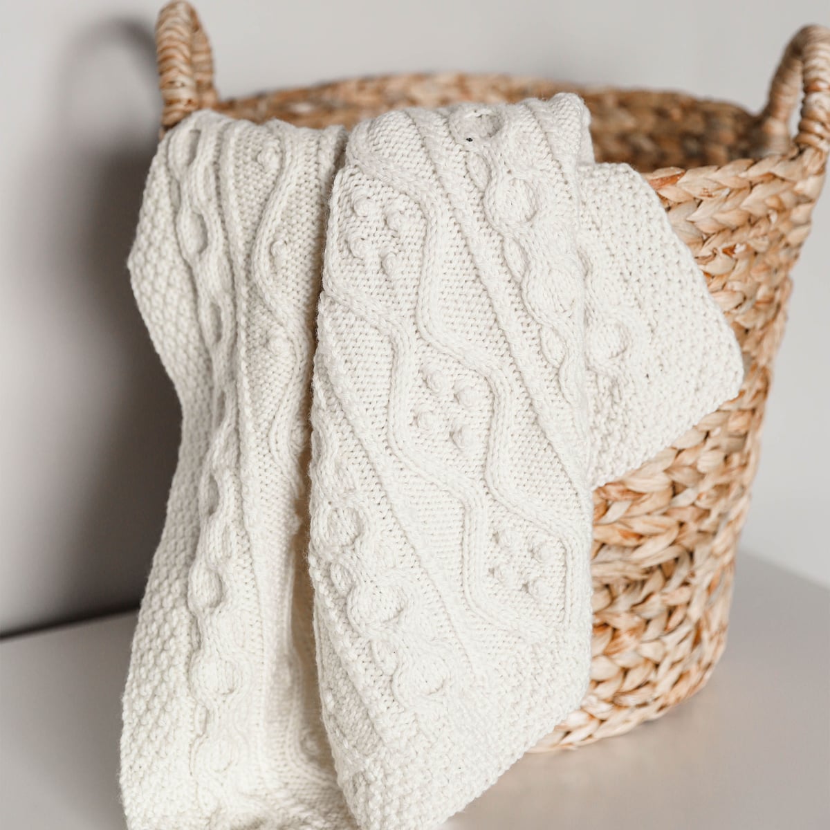 skjol_KNIT0362_newborn-blanket_knitting-pattern_prjÃ³nauppskrift2.jpeg