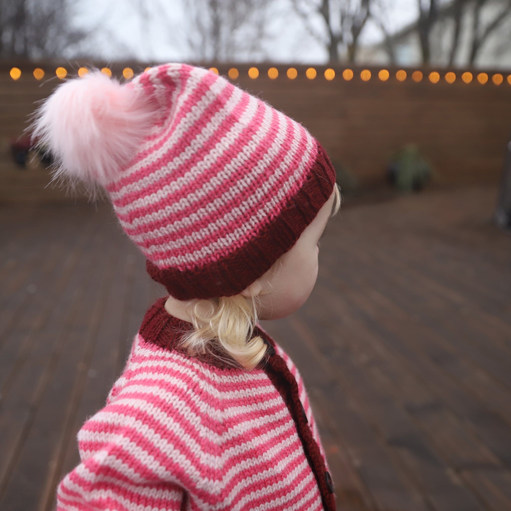 ramba_KNIT0438_buttoned-sweater-and-hat_knitting-pattern_prjonauppskrift6.jpeg