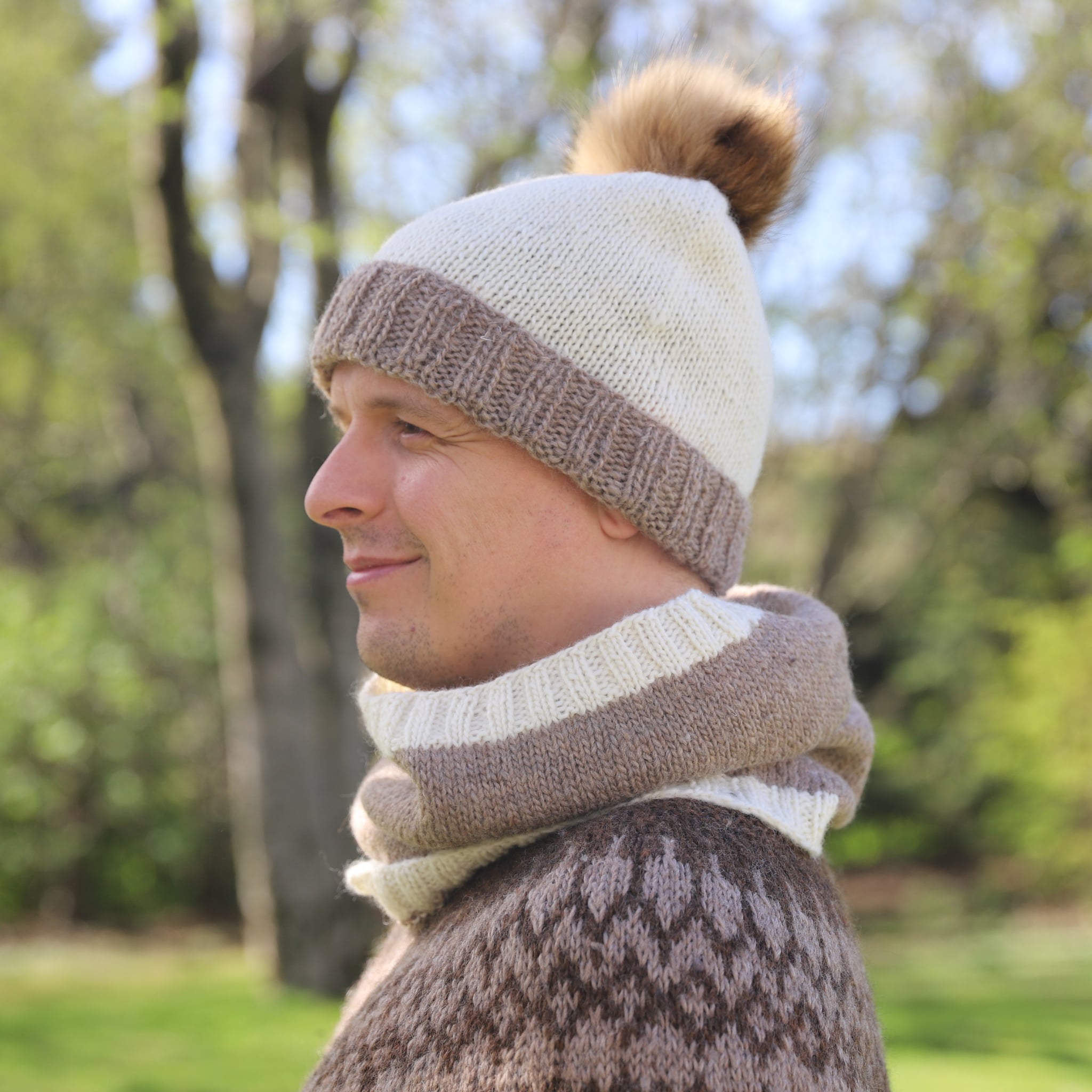 Einföld simple hat knitting pattern