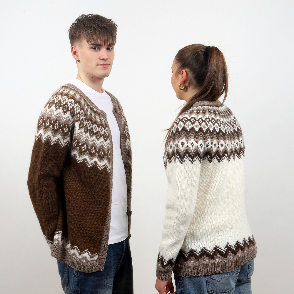 Súla buttoned adult sweater knitting pattern