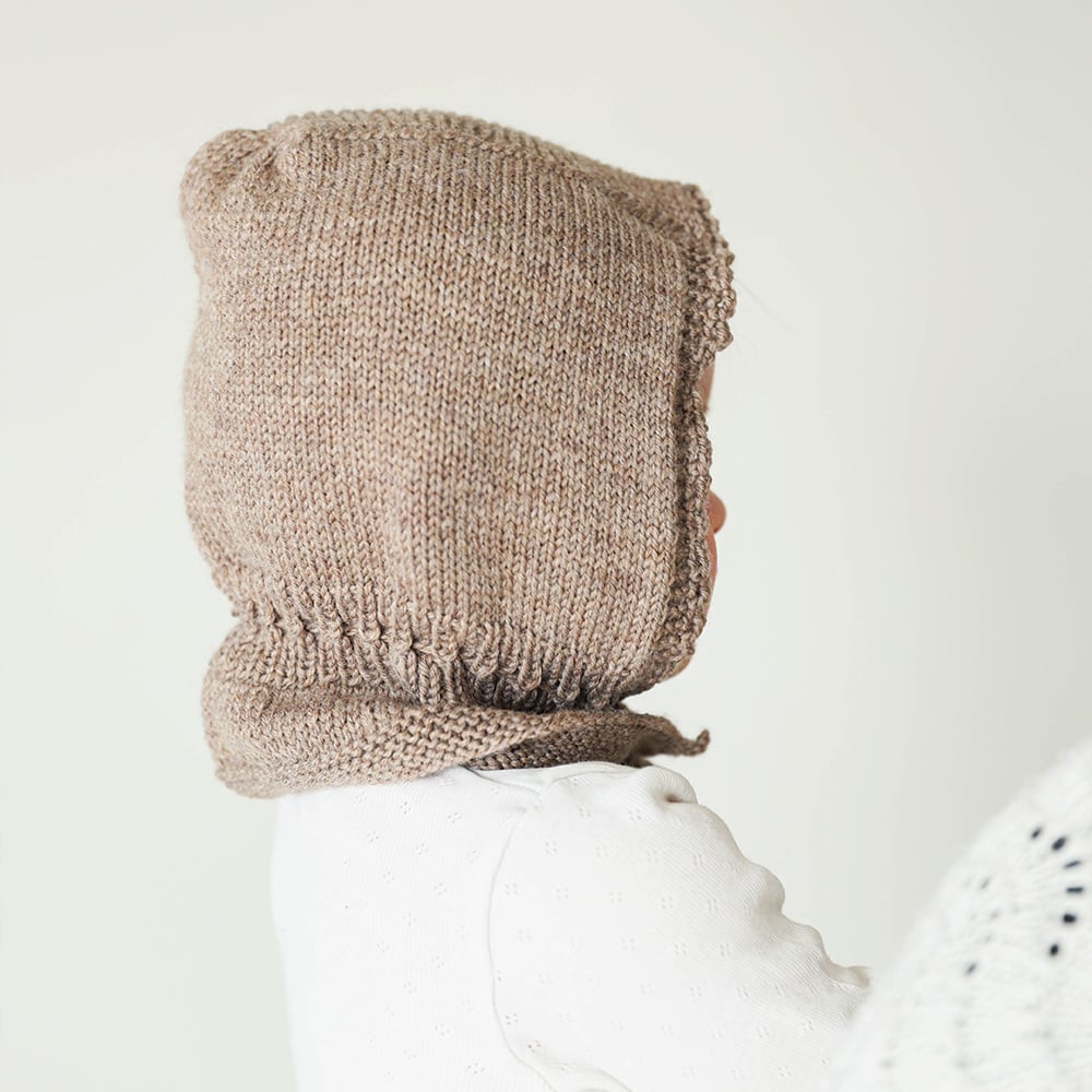 Lambi newborn balaclava knitting pattern