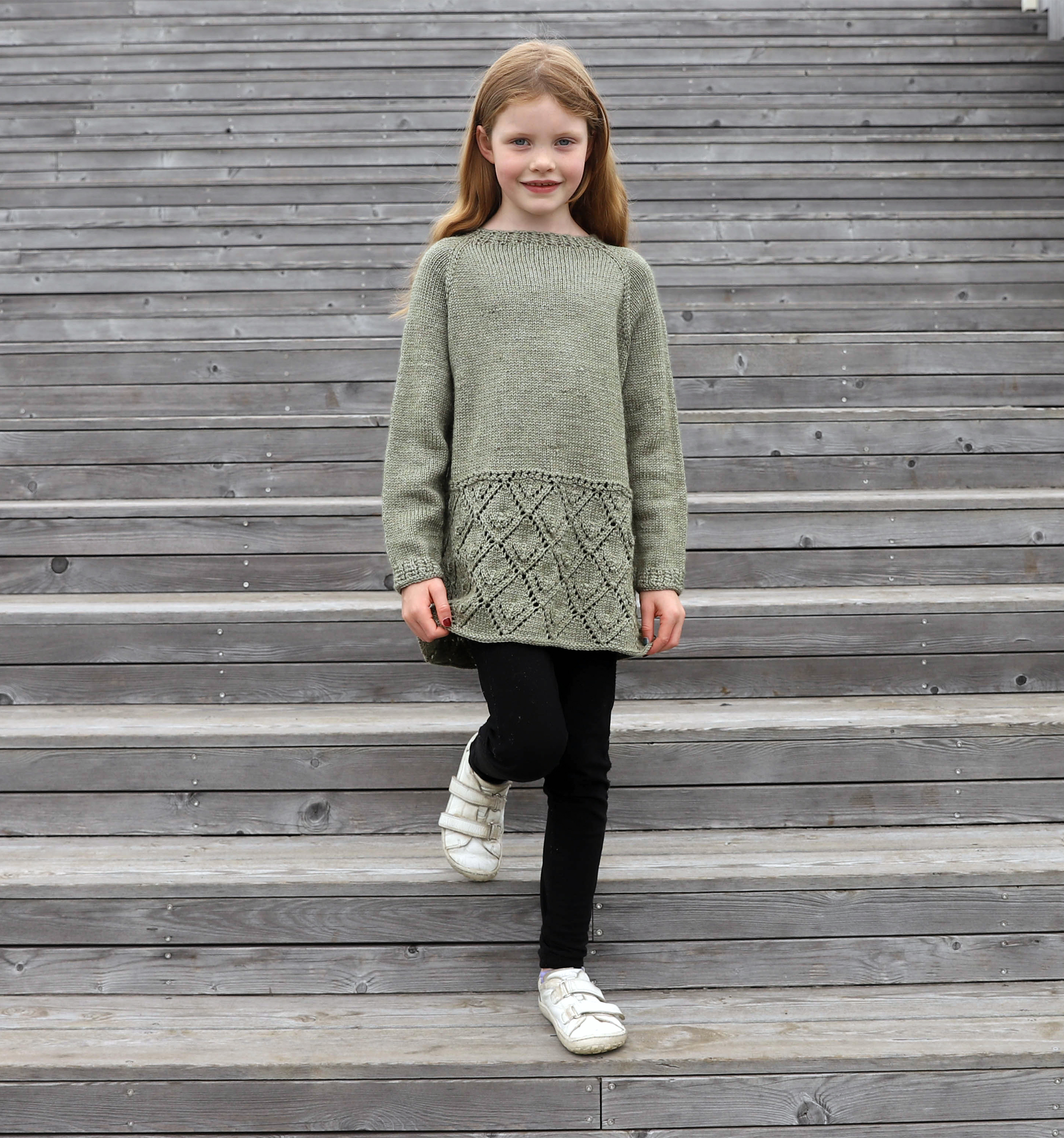 Lotta kids long sweater knitting pattern