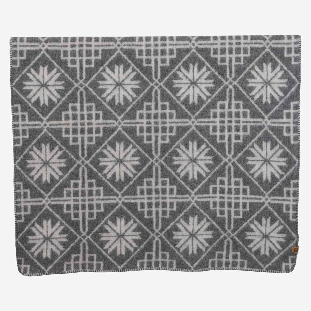 -nordic-throw-iceland-design_62.jpeg